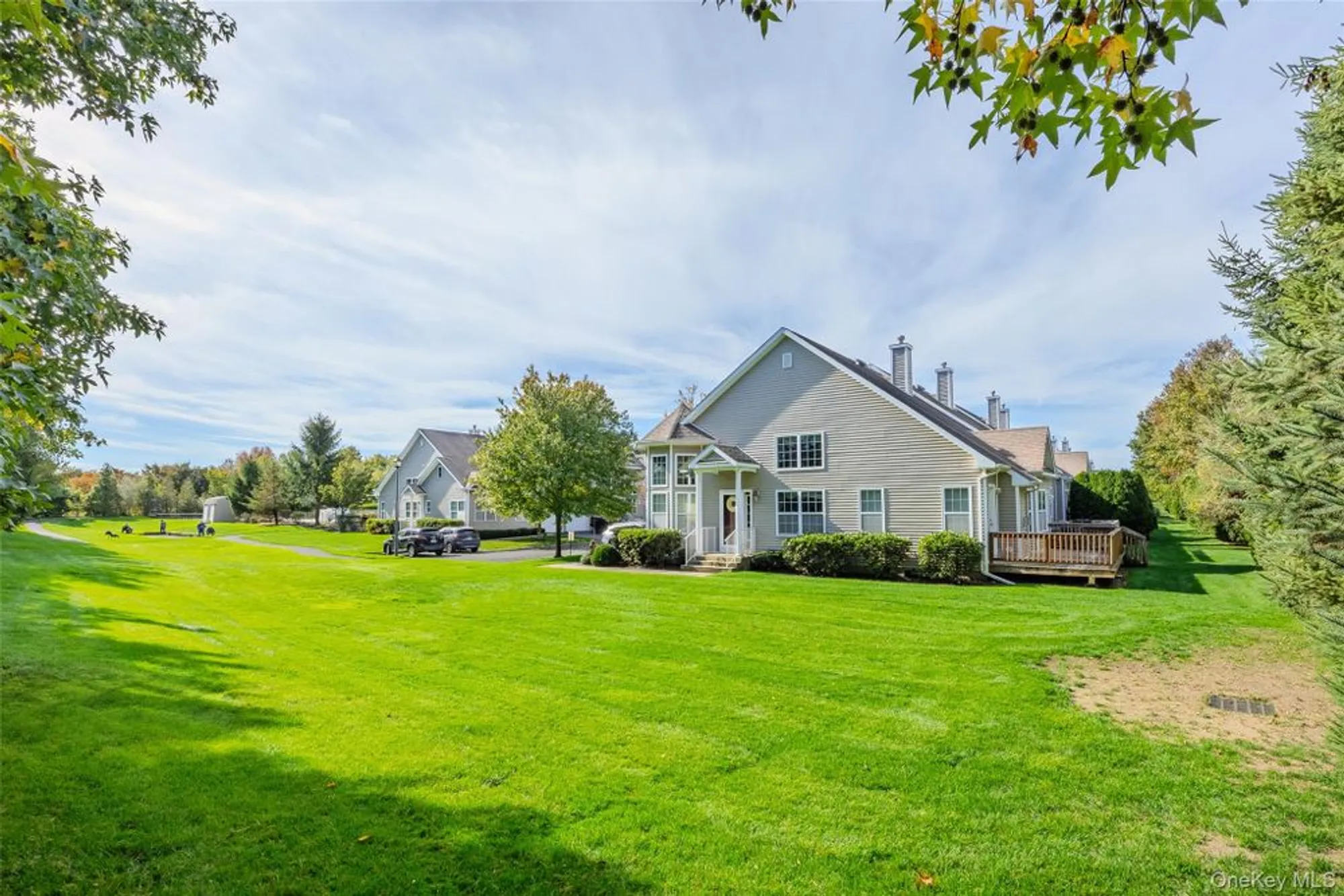 Property Slideshow image 4 of 32 | 48 avery ln, Miller Place, NY, 11764