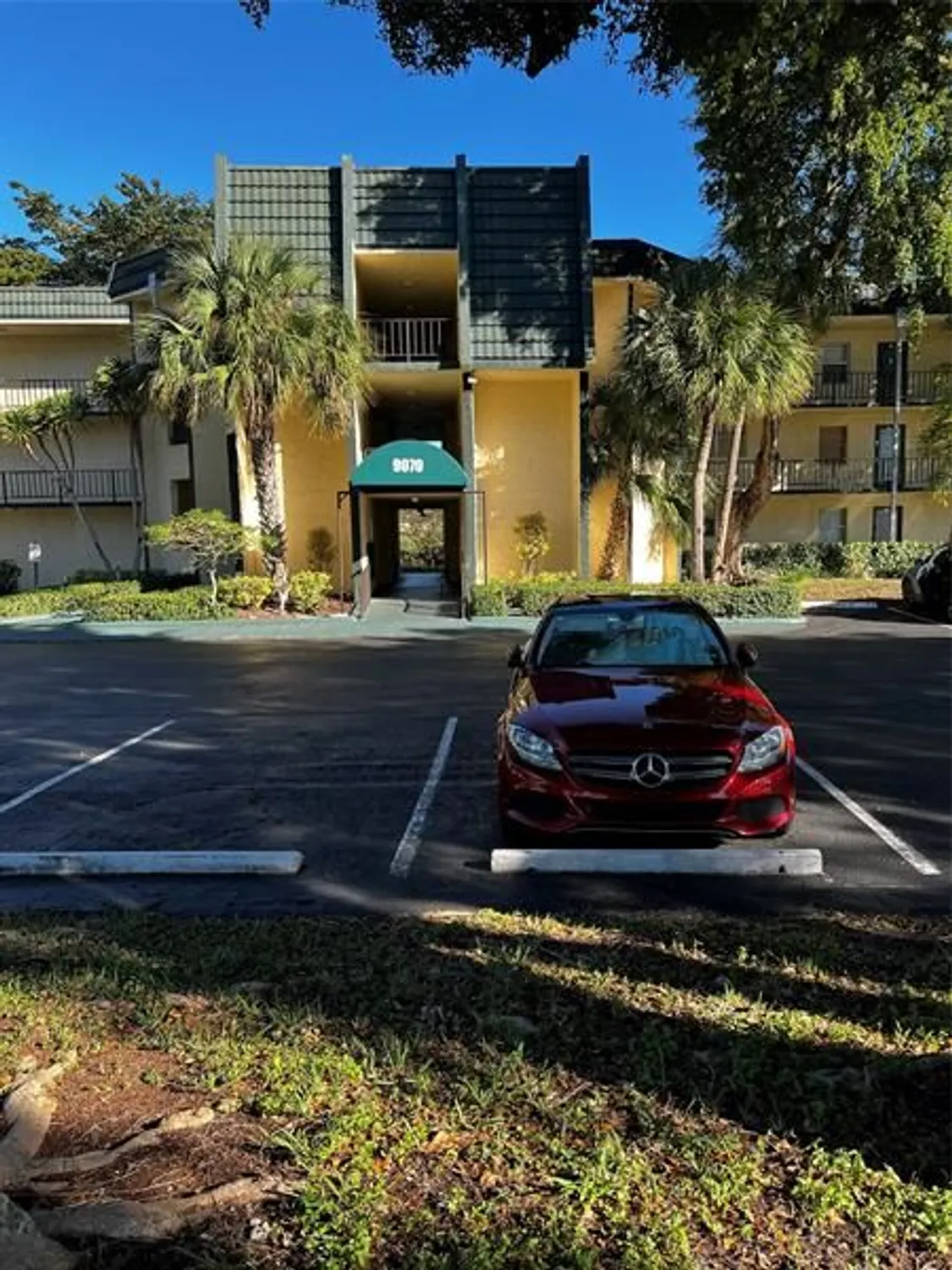 Property Slideshow image 25 of 27 | 9070 lime bay blvd 209, Tamarac, FL, 33321