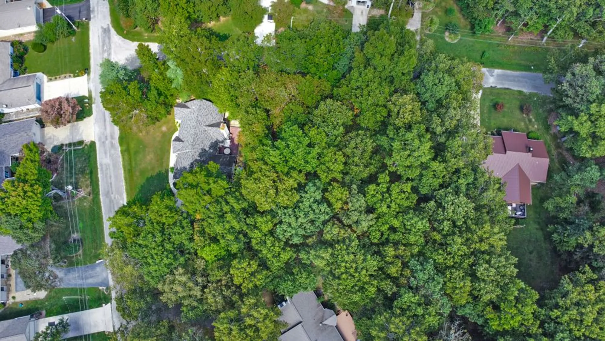 Property Slideshow image 2 of 33 | 19 trafalgar ln, Crossville, TN, 38558