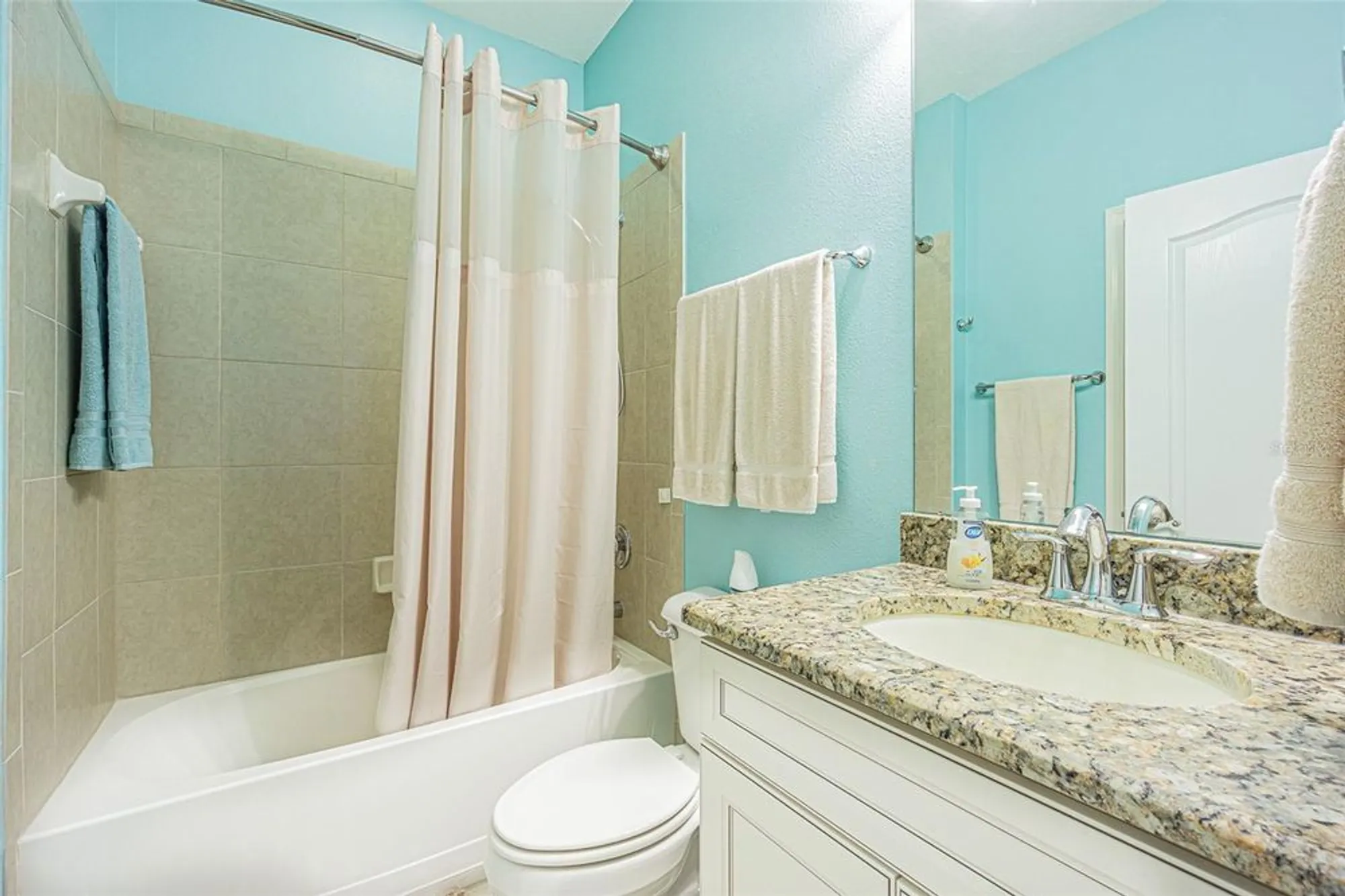 Property Slideshow image 10 of 31 | 29129 enniscrone dr, San Antonio, FL, 33576