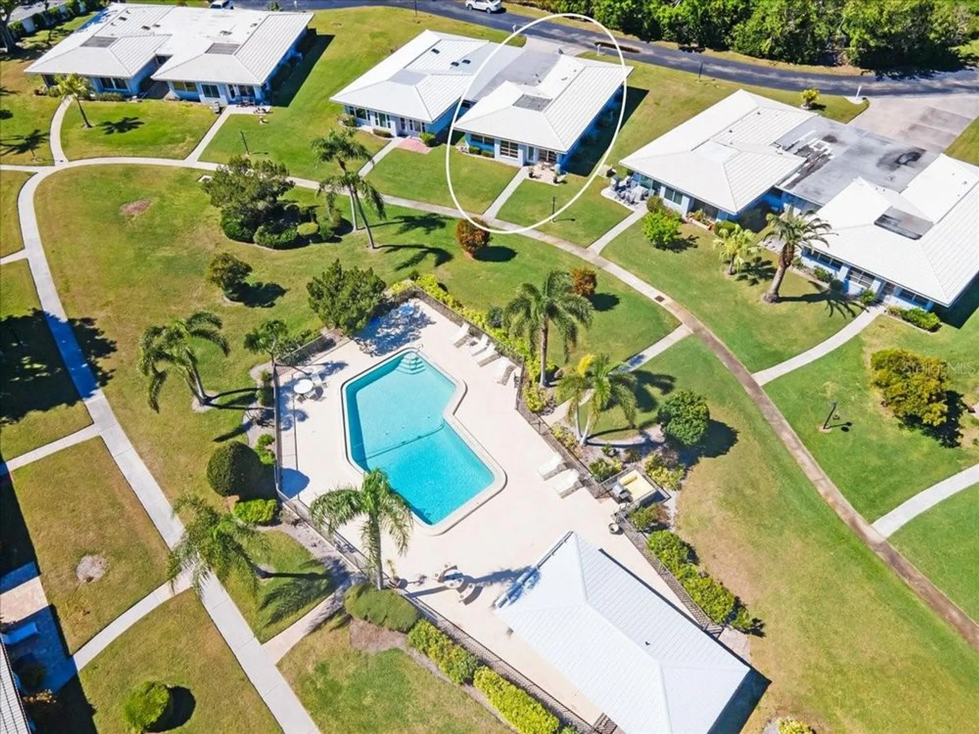 Property Slideshow image 30 of 36 | 3626 medford ln # 1537, Sarasota, FL, 34232