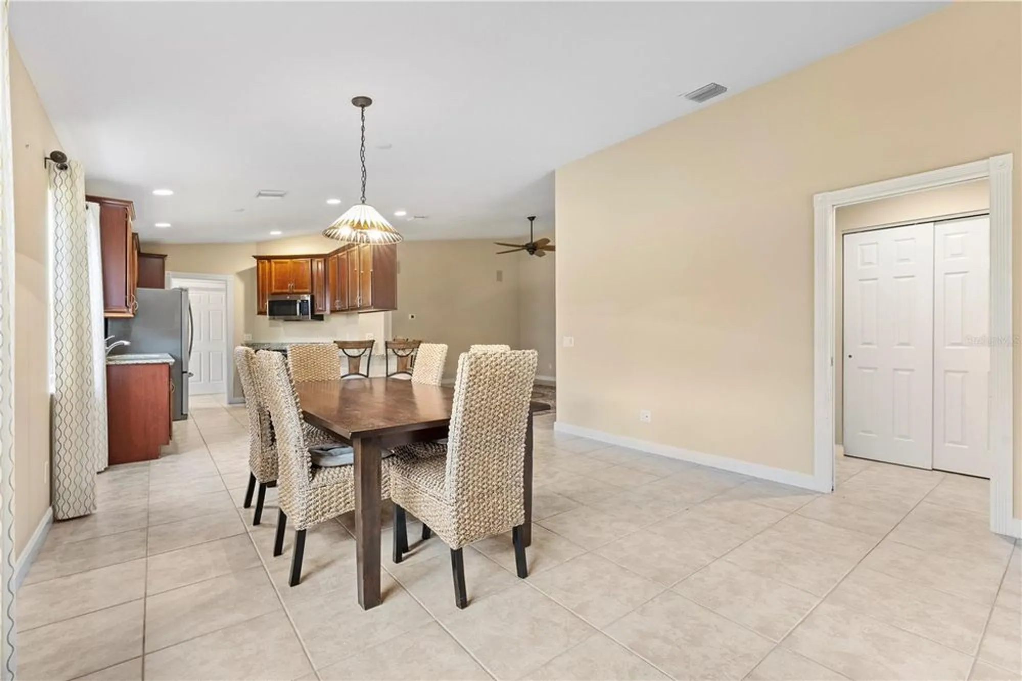 Property Slideshow image 18 of 63 | 11920 kajetan ln, Orlando, FL, 32827