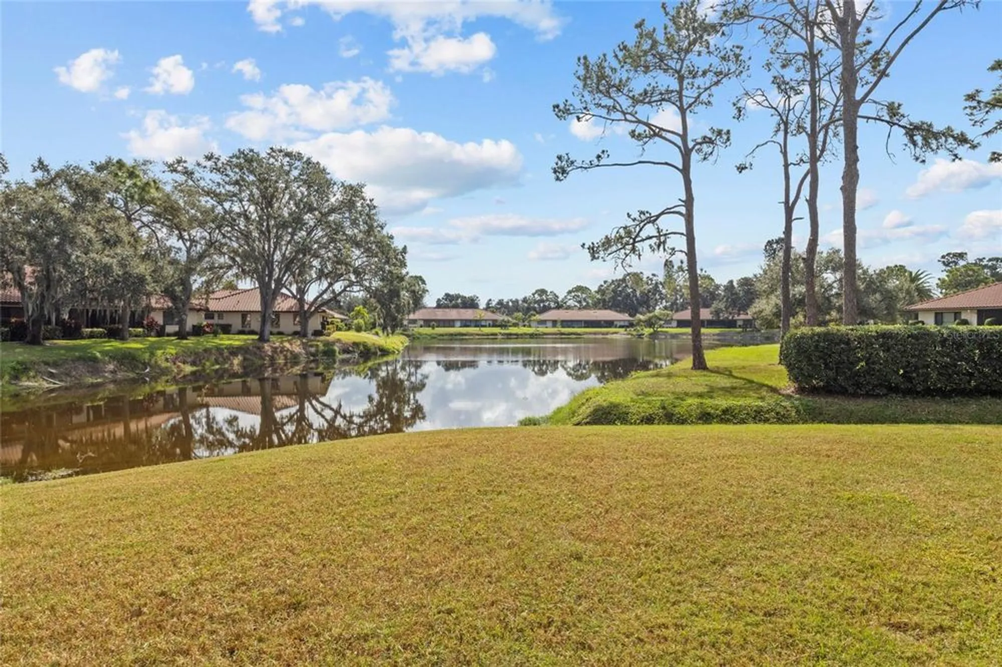 Property Slideshow image 35 of 38 | 7143 fairway bend ln, Sarasota, FL, 34243