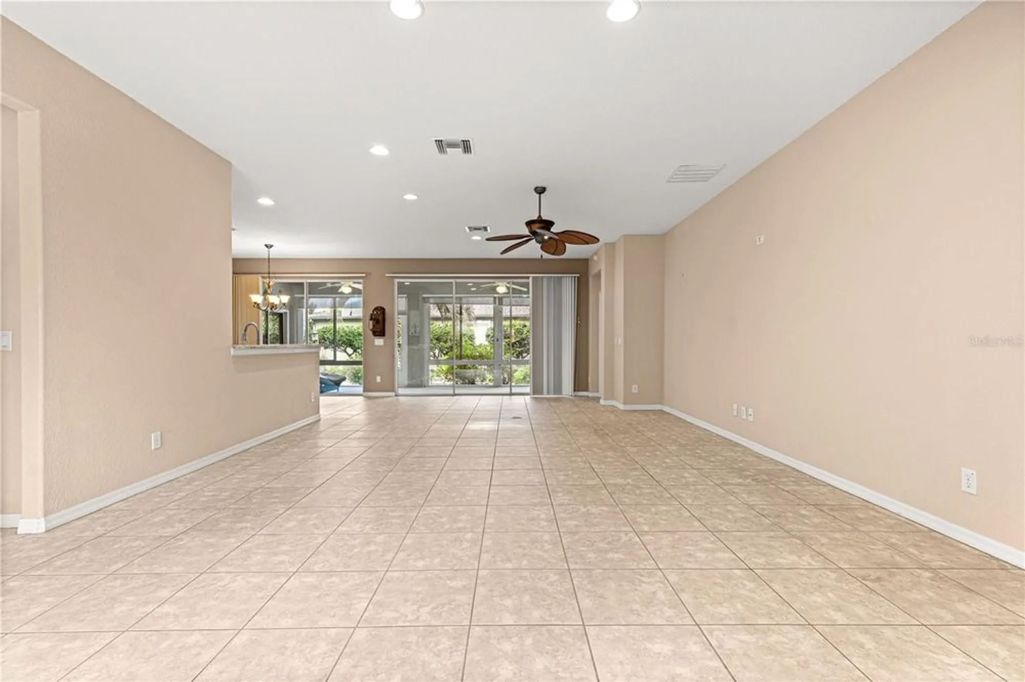 Property Slideshow image 9 of 72 | 8961 se 130th loop, Summerfield, FL, 34491