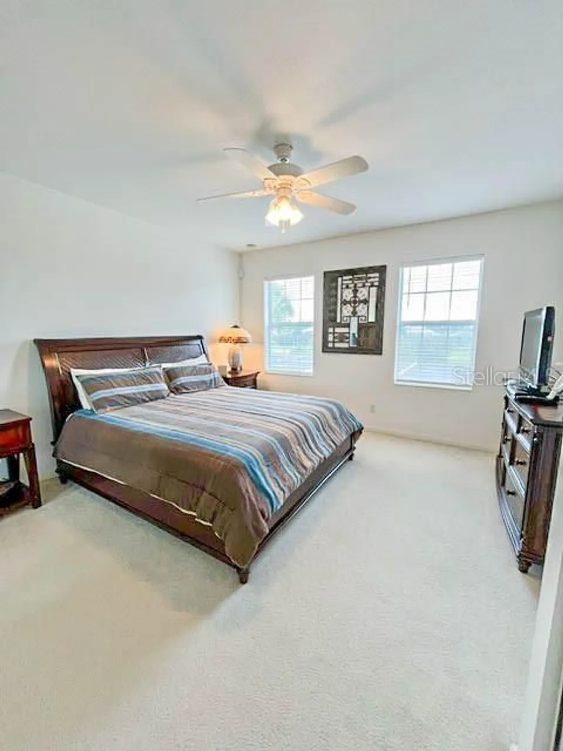 Property Slideshow image 23 of 54 | 1707 burgos dr, Sarasota, FL, 34238