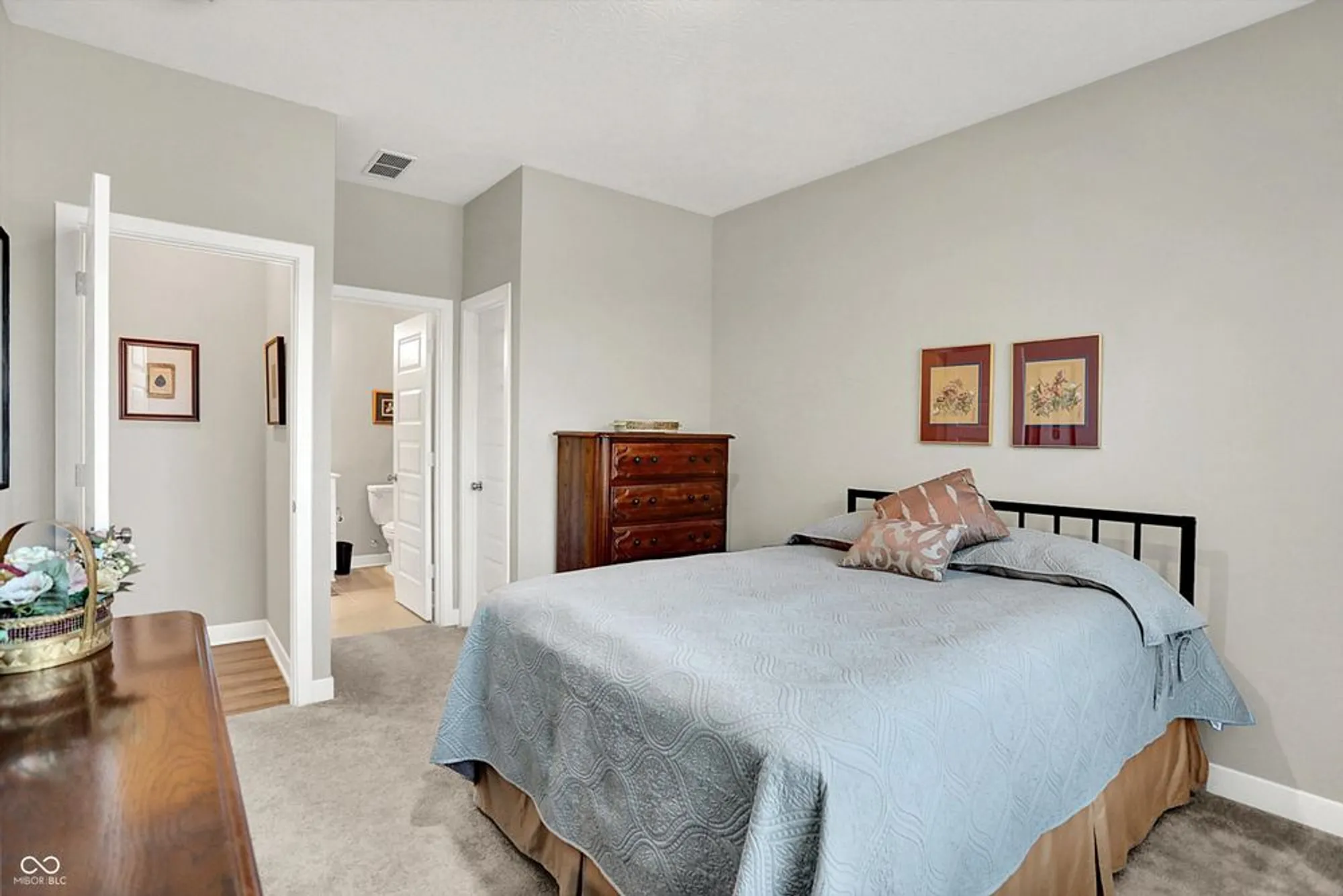 Property Slideshow image 26 of 55 | 3533 brunstfield ct, Bargersville, IN, 46106