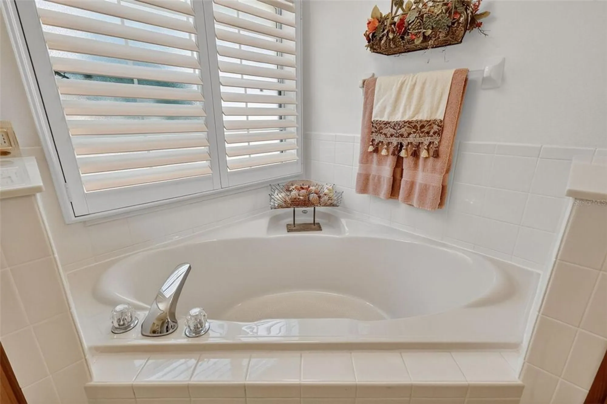 Property Slideshow image 31 of 90 | 24547 bocage way, Leesburg, FL, 34748