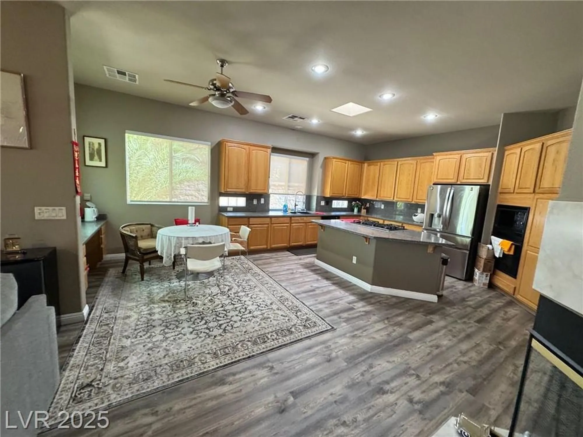Property Slideshow image 13 of 47 | 4507 denaro dr, Las Vegas, NV, 89135