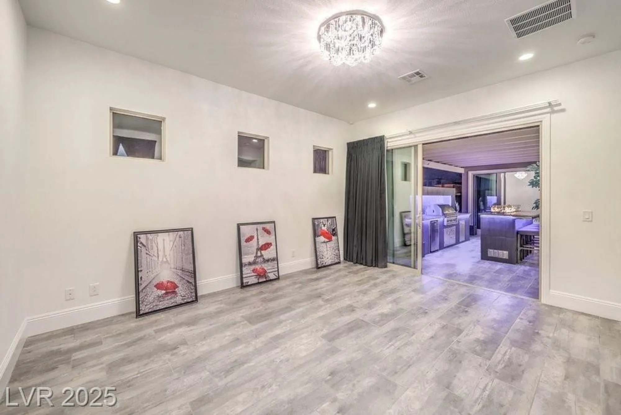 Property Slideshow image 18 of 62 | 9928 regency square ave, Las Vegas, NV, 89148