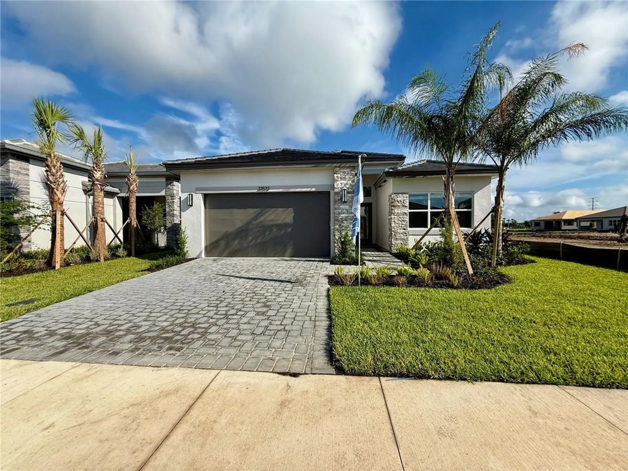 Property Slideshow image 2 of 52 | 32523 neroli st, Wesley Chapel, FL, 33543