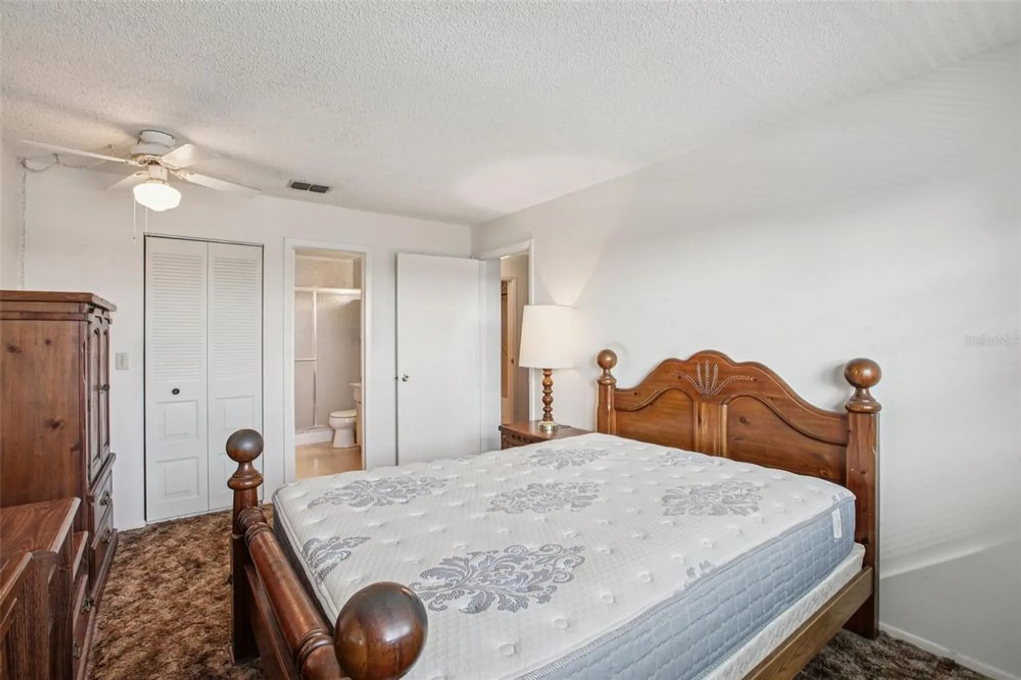 Property Slideshow image 16 of 26 | 5980 80th st n unit 405, St Petersburg, FL, 33709