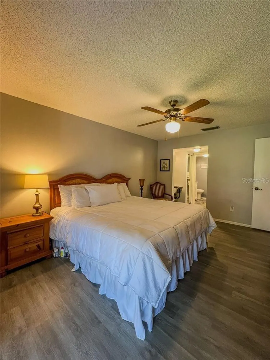 Property Slideshow image 13 of 64 | 19029 us highway 19 n apt 12e, Clearwater, FL, 33764