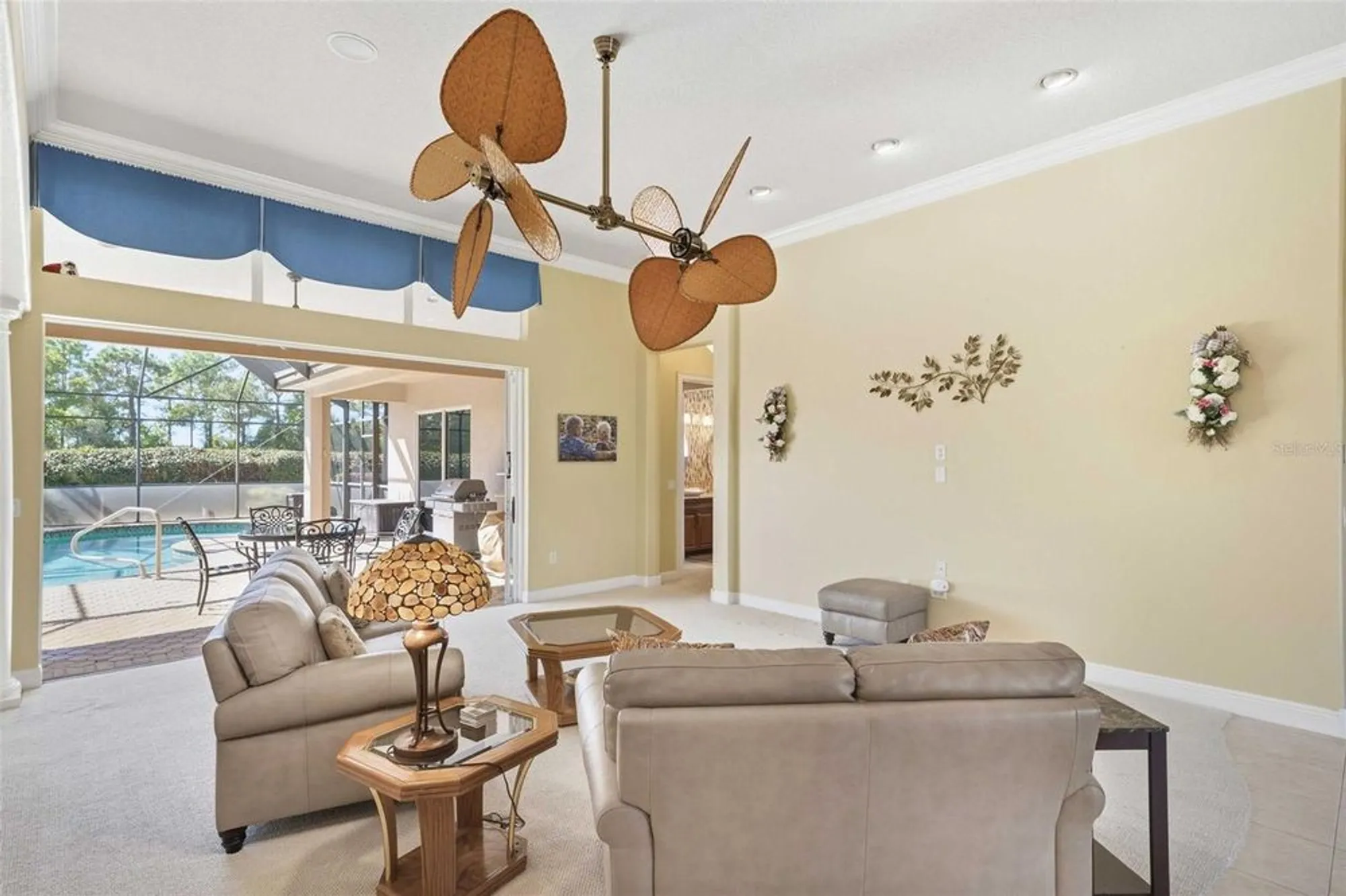Property Slideshow image 13 of 73 | 8426 charleston dr, Weeki Wachee, FL, 34613