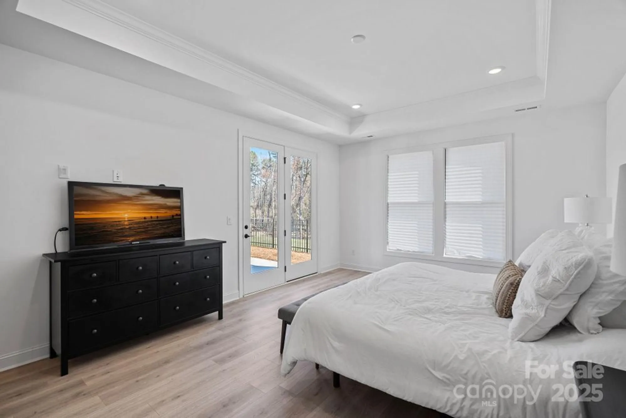 Property Slideshow image 27 of 39 | 218 alenda lux cir, Mooresville, NC, 28115