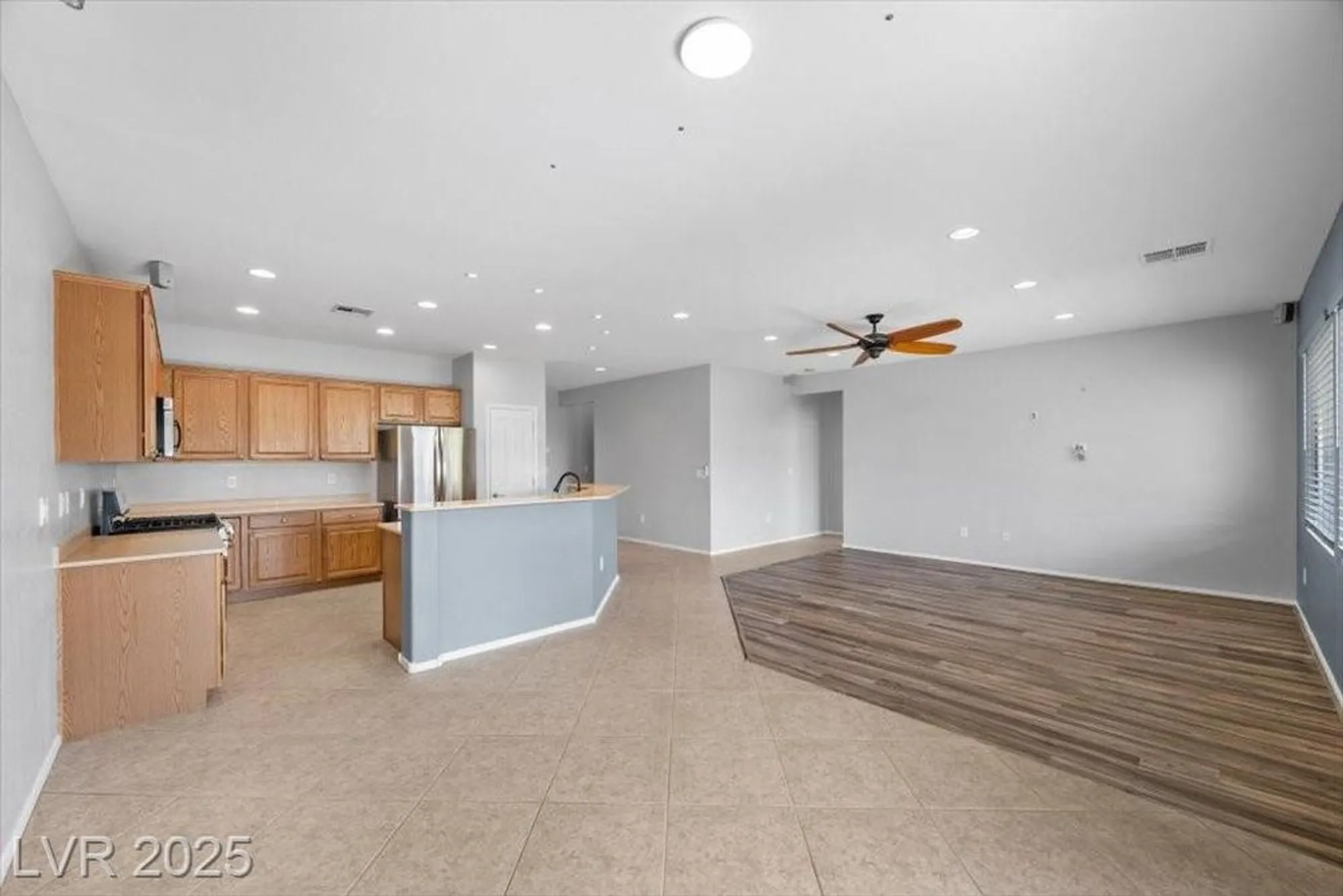 Property Slideshow image 13 of 60 | 2345 minolta ct, Henderson, NV, 89044