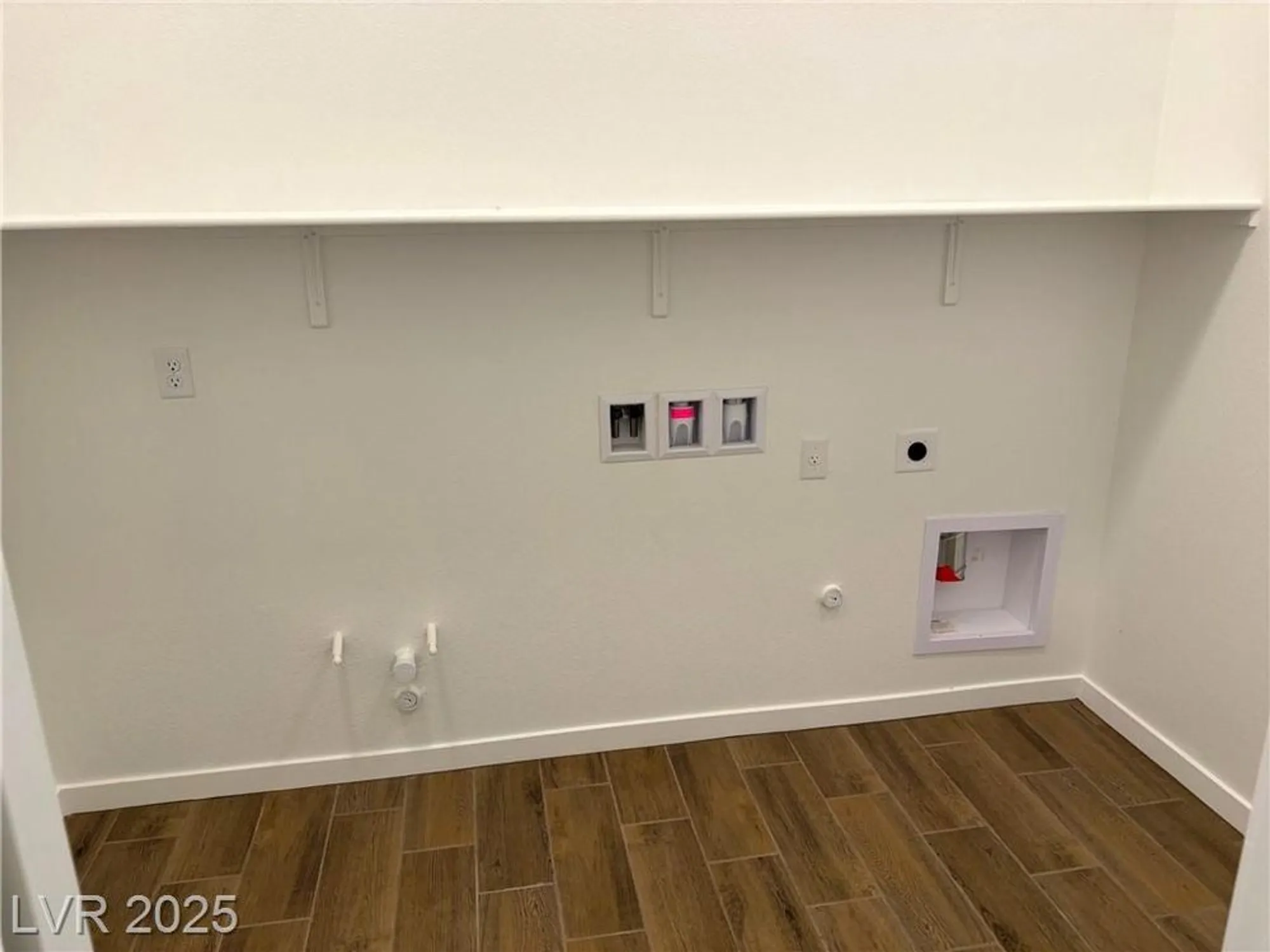 Property Slideshow image 9 of 31 | 5699 e victoria falls dr, Pahrump, NV, 89061