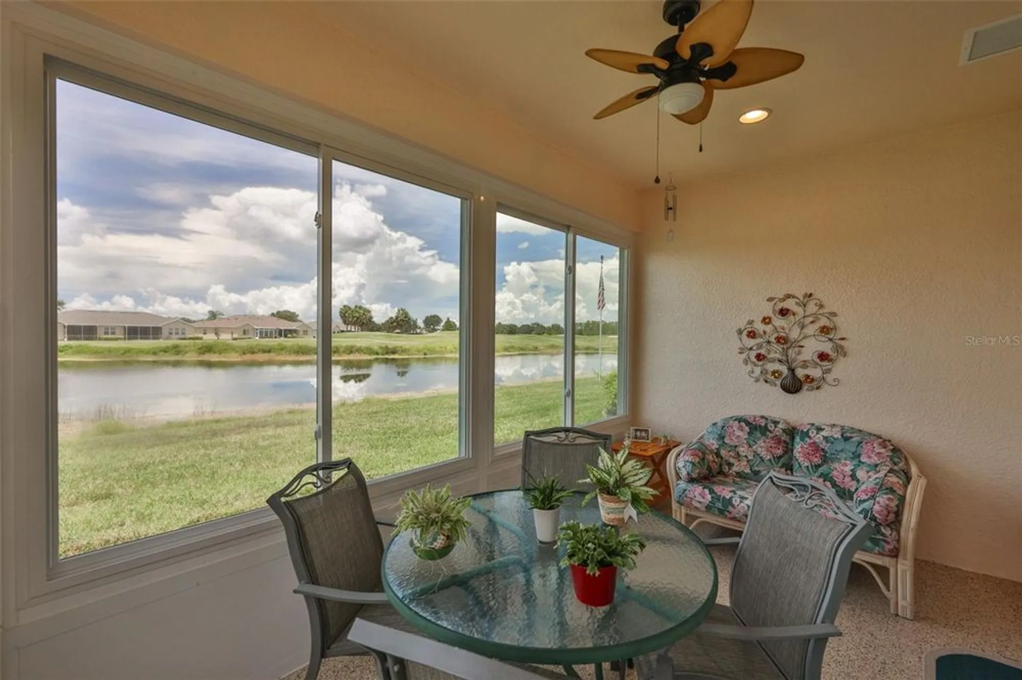 Property Slideshow image 12 of 45 | 2311 nottingham greens dr, Sun City Center, FL, 33573