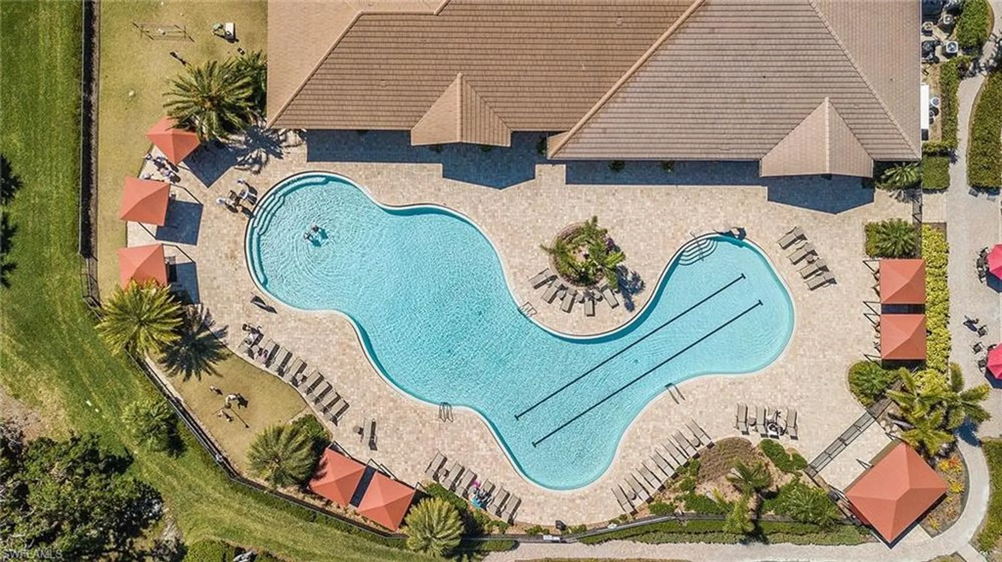 Property Slideshow image 17 of 29 | 3074 heritage pines dr, Fort Myers, FL, 33905