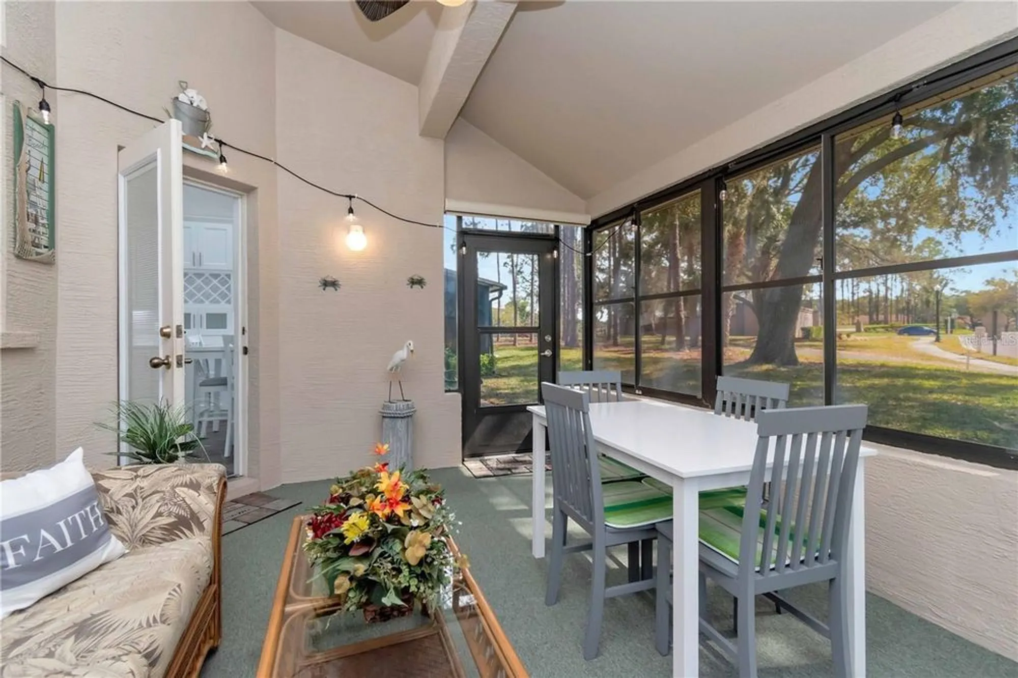 Property Slideshow image 23 of 39 | 9626 woodhollow ct, New Port Richey, FL, 34655