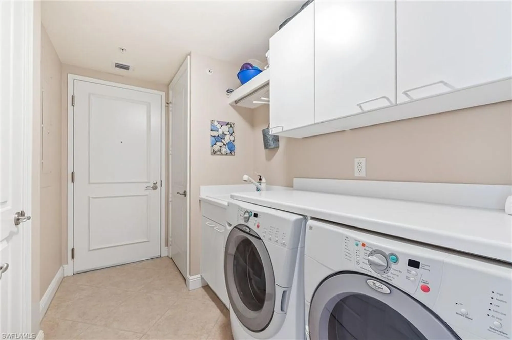 Property Slideshow image 26 of 33 | 23850 via italia cir 604, Estero, FL, 34134