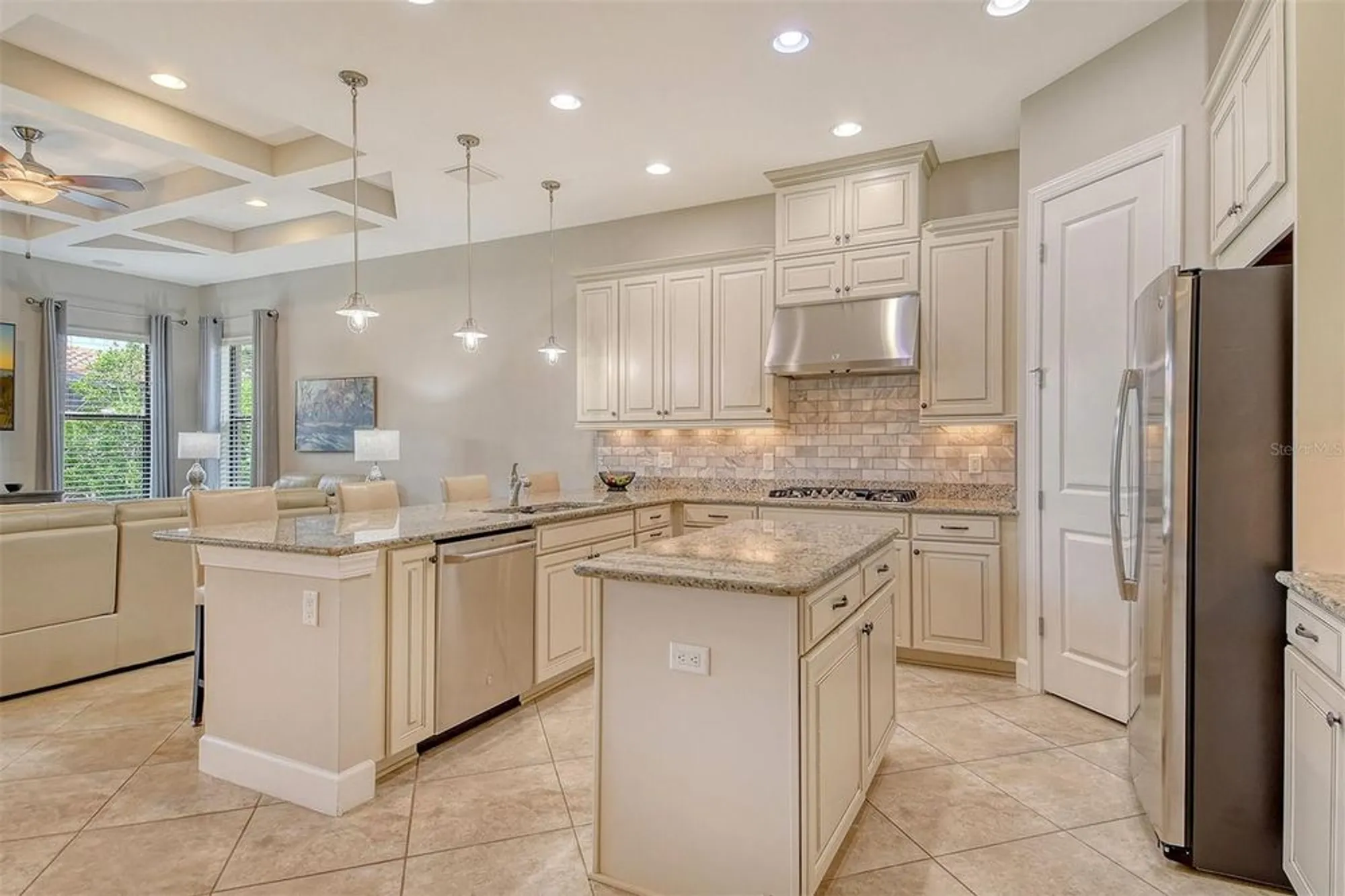 Property Slideshow image 21 of 79 | 4916 tivoli run, Bradenton, FL, 34211
