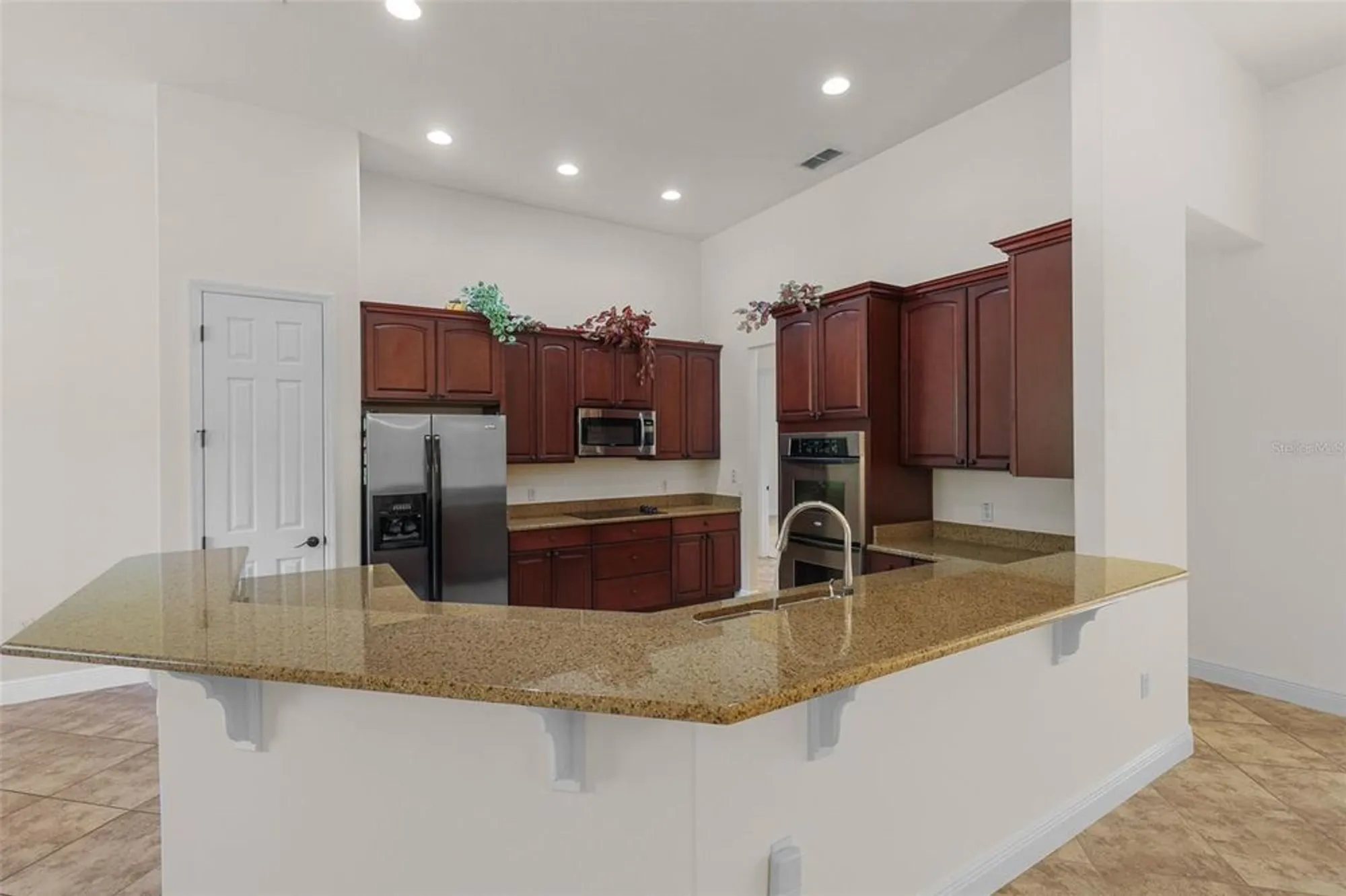 Property Slideshow image 17 of 36 | 619 tapatio ln, Kissimmee, FL, 34759