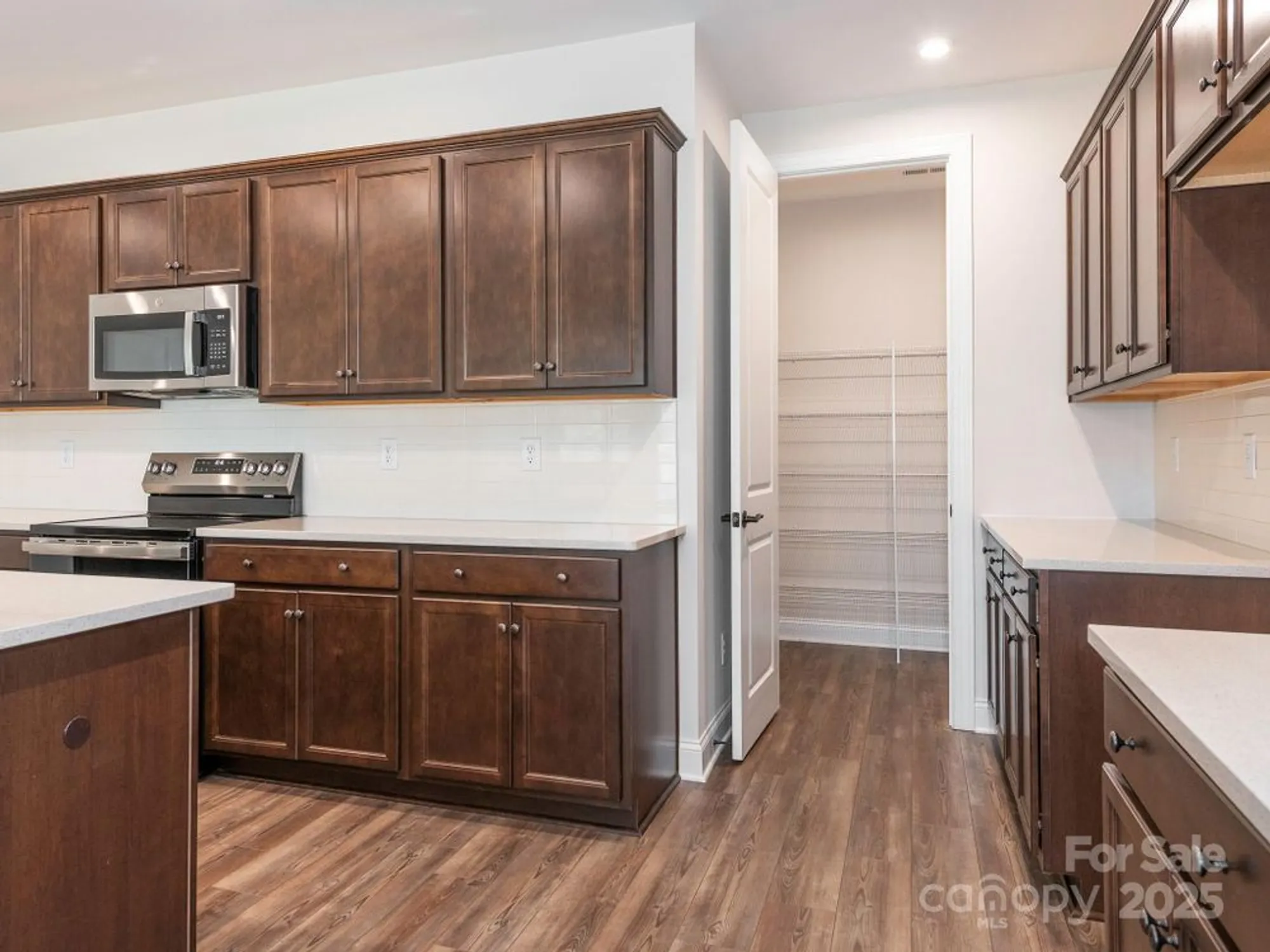 Property Slideshow image 13 of 35 | 4423 moxie way, Charlotte, NC, 28215