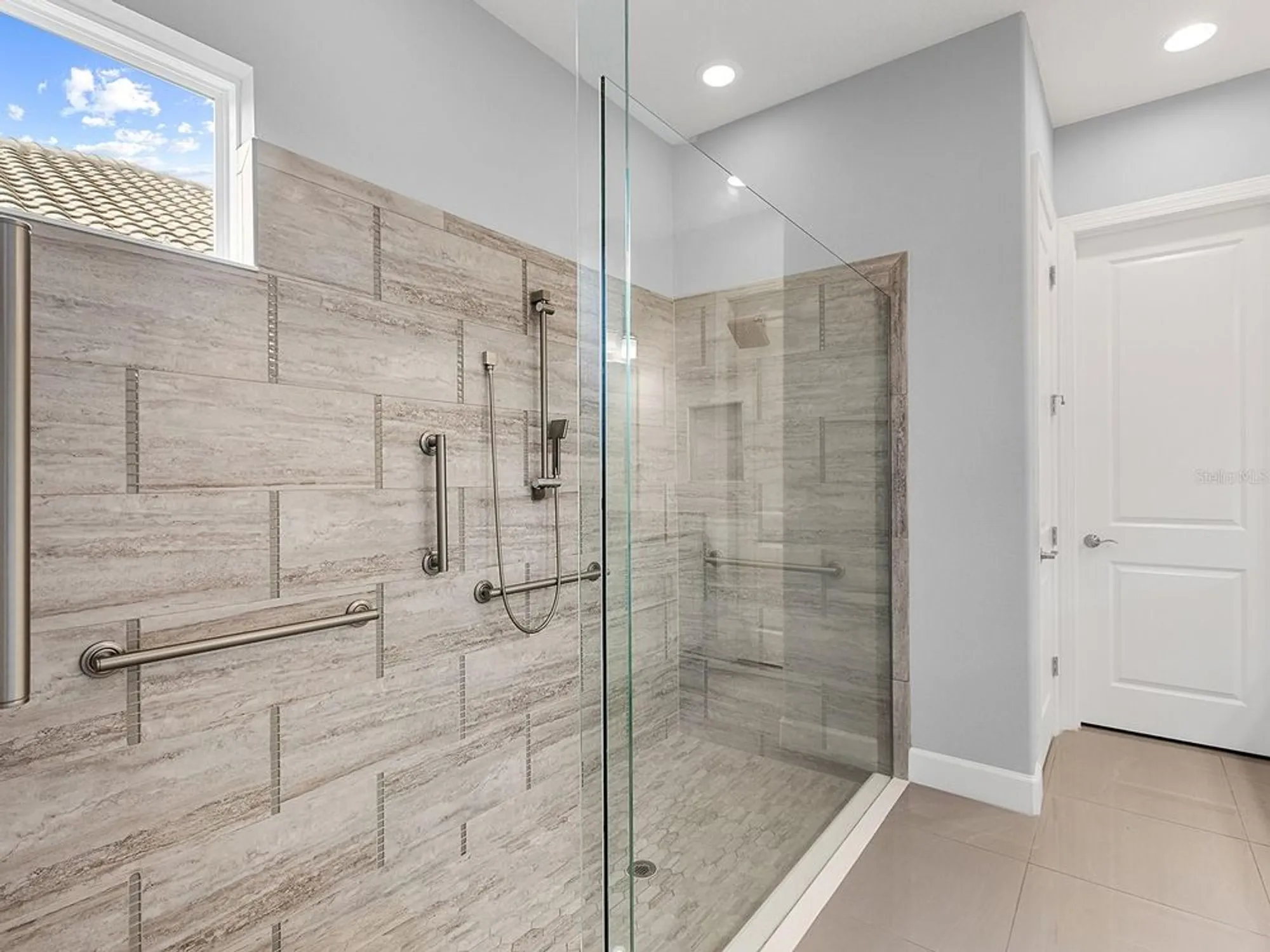 Property Slideshow image 28 of 75 | 12840 sorrento way, Lakewood Ranch, FL, 34211