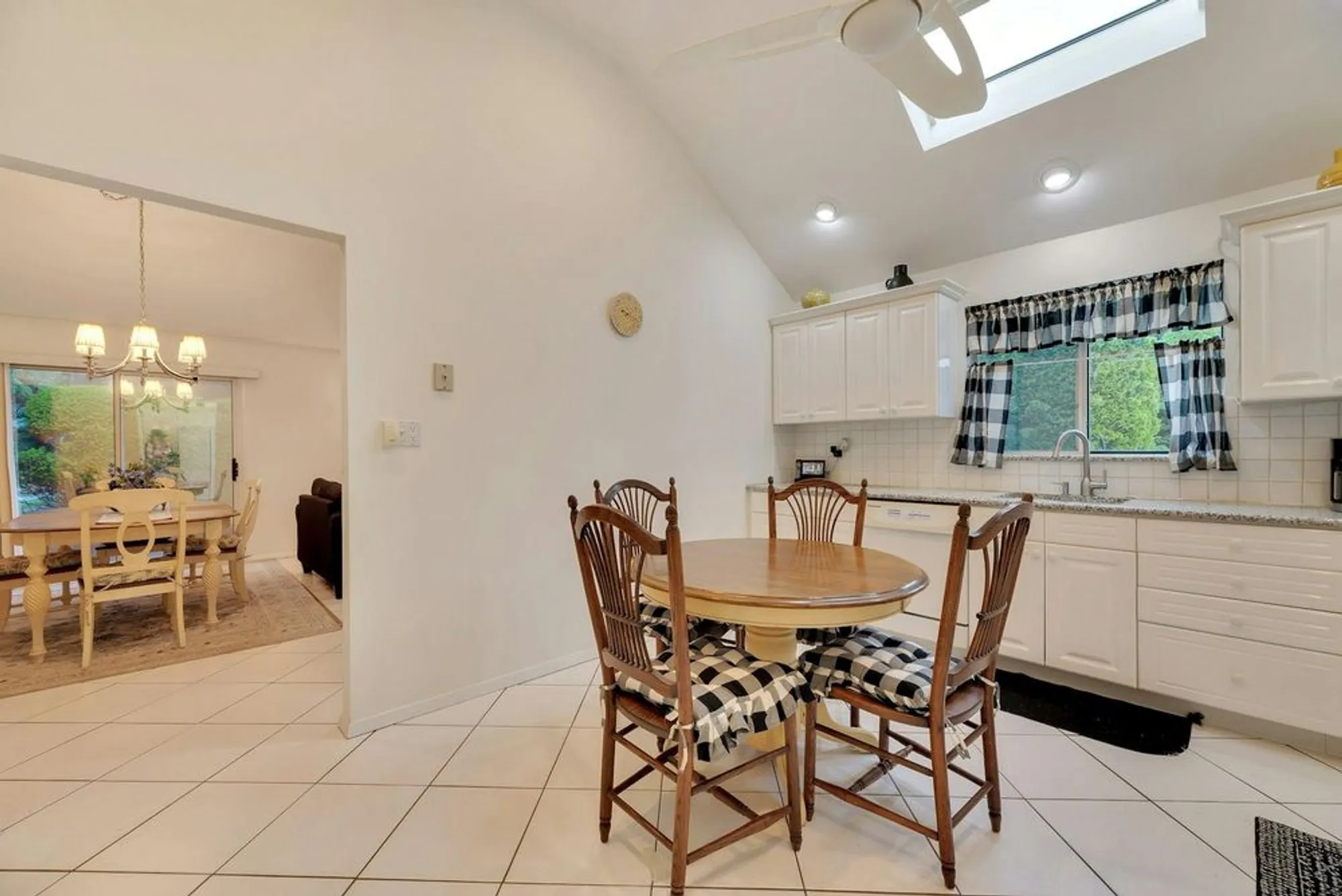 Property Slideshow image 10 of 30 | 279 dockside ct, Moriches, NY, 11955