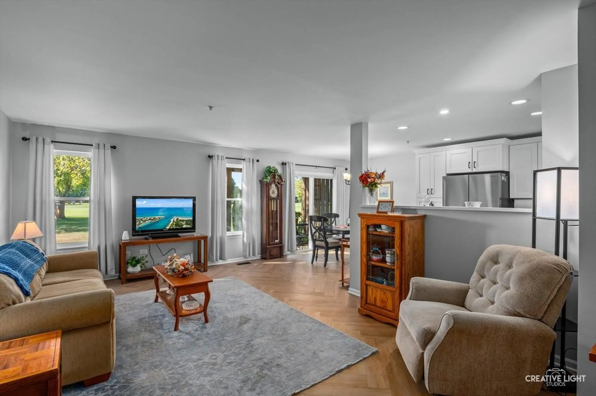 Property Slideshow image 4 of 17 | 13848 s balsam ln a, Plainfield, IL, 60544