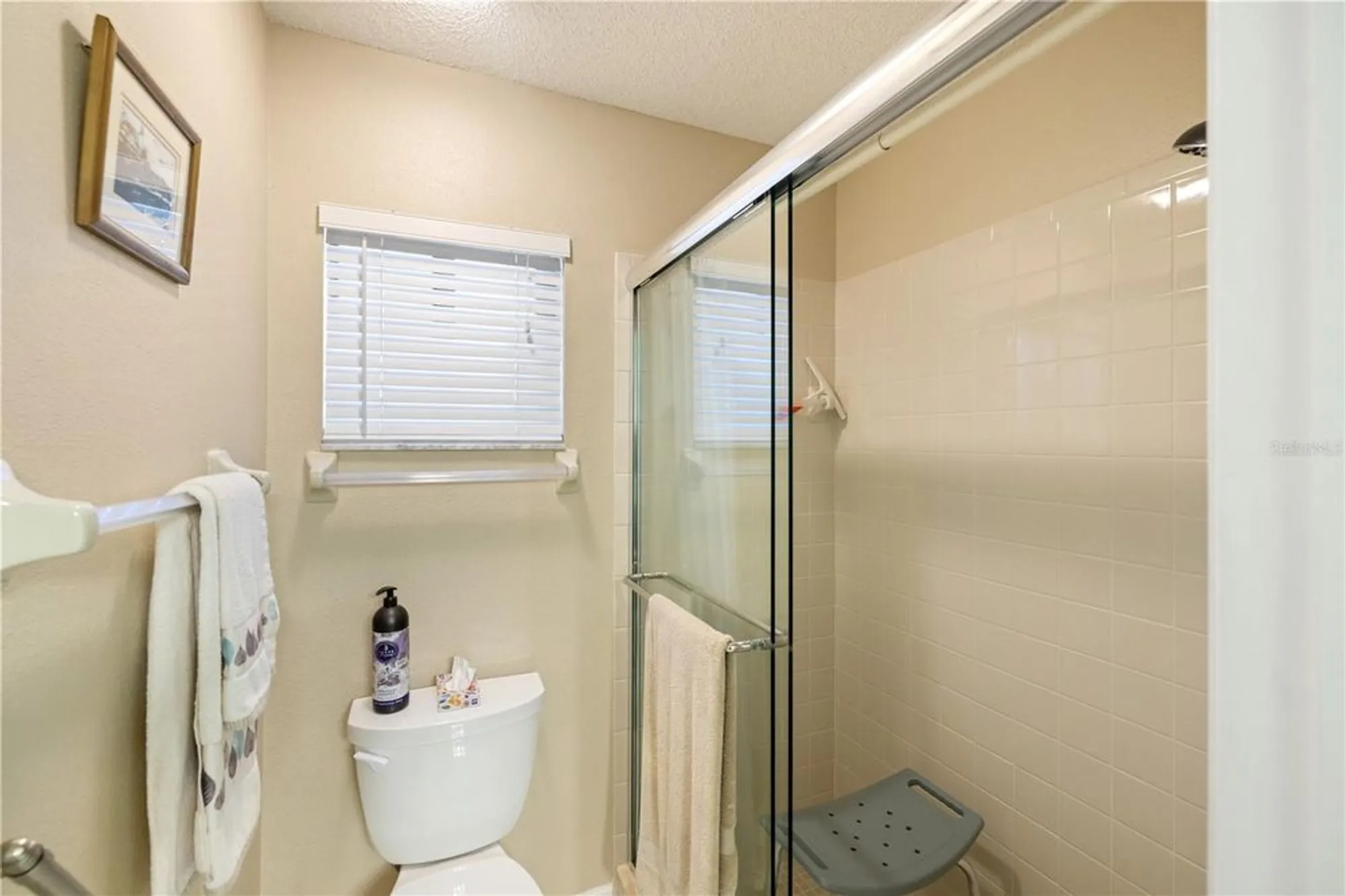 Property Slideshow image 38 of 48 | 428 cypress forest dr, Englewood, FL, 34223