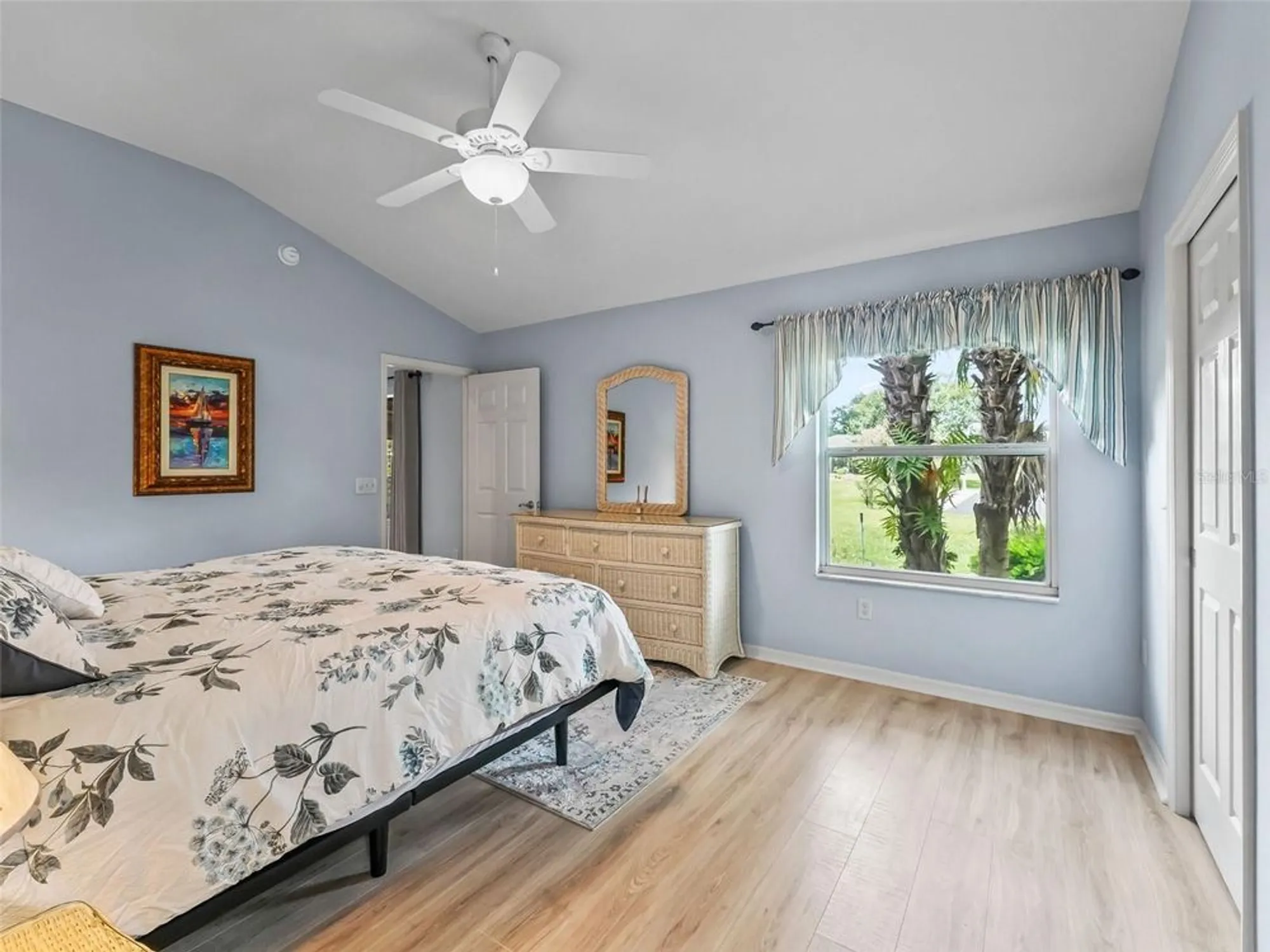 Property Slideshow image 23 of 41 | 17608 se 92nd grantham ter, The Villages, FL, 32162