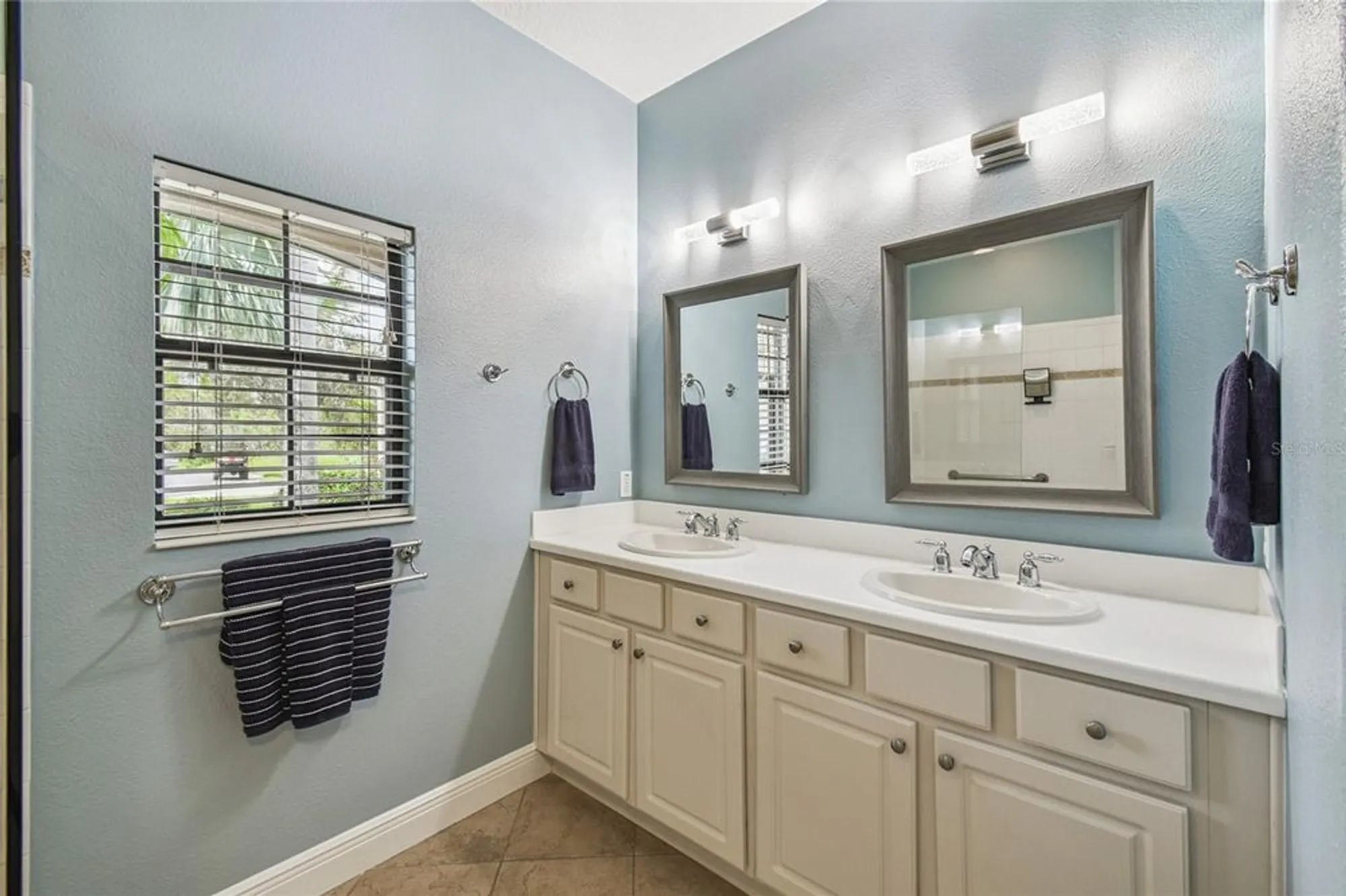 Property Slideshow image 26 of 60 | 107 los gatos pl, Poinciana, FL, 34759