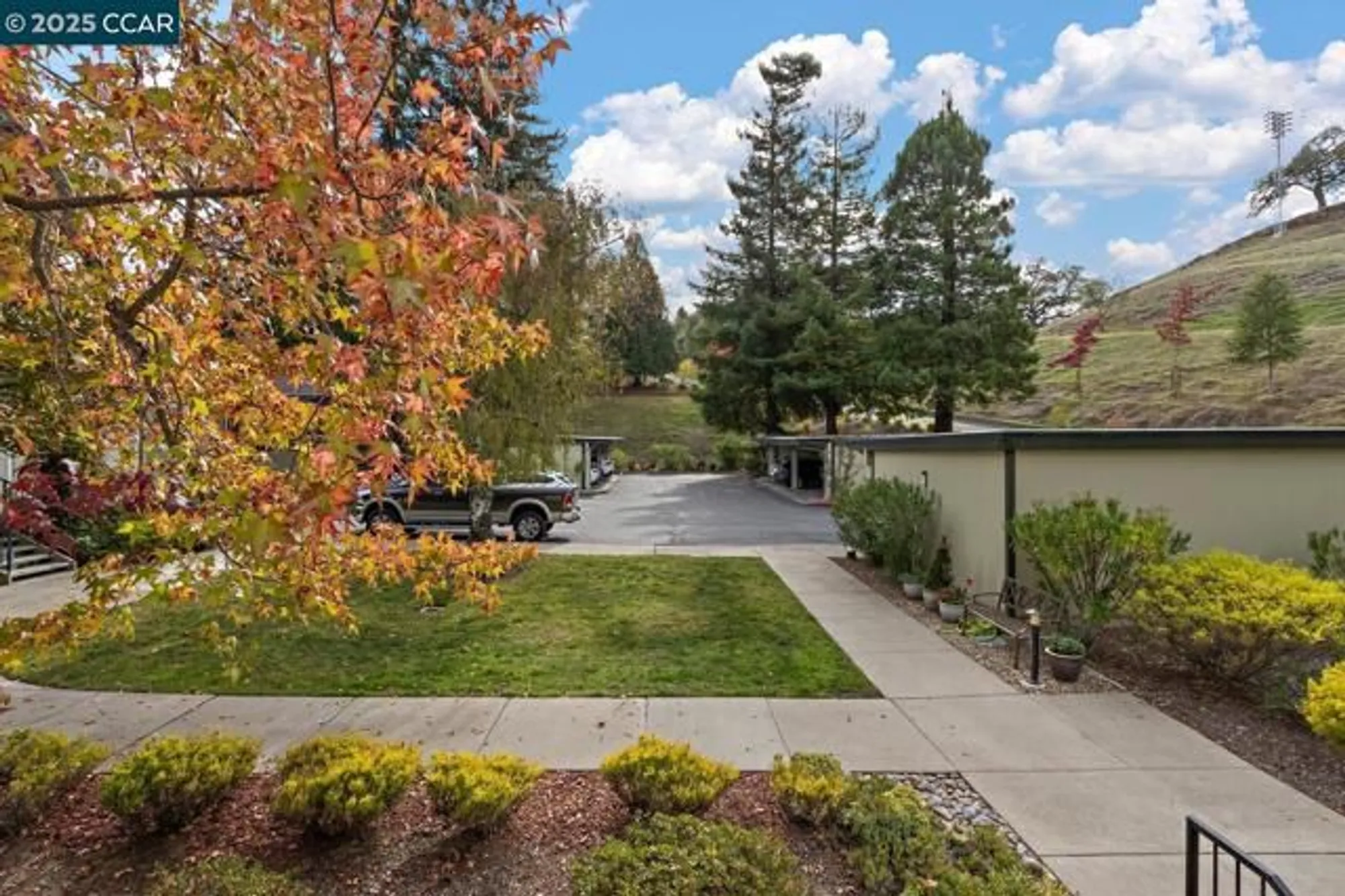 Property Slideshow image 23 of 55 | 1501 skycrest dr apt 3, Walnut Creek, CA, 94595
