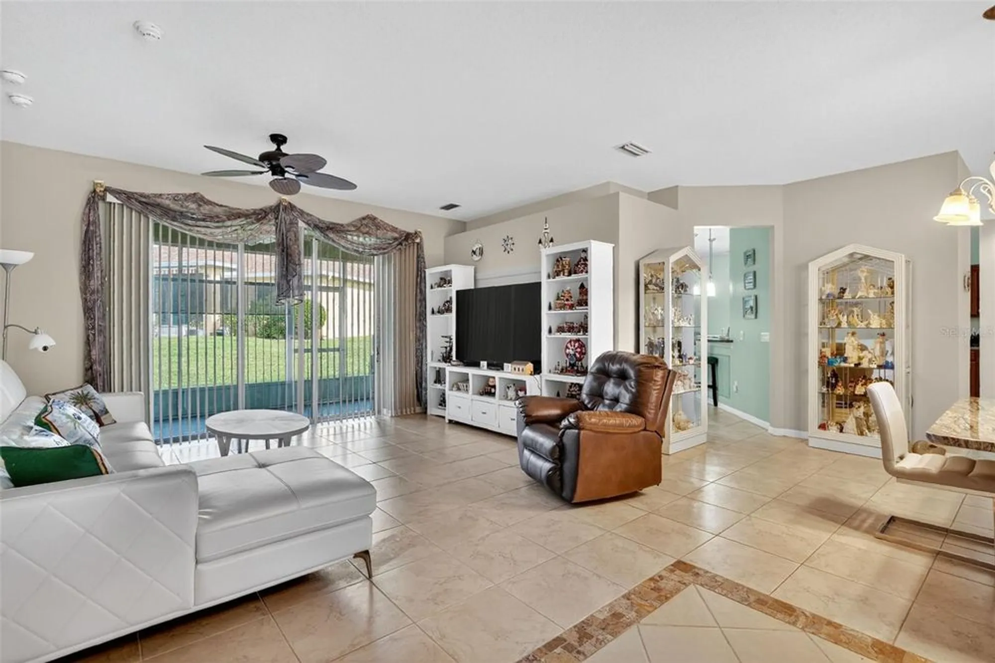 Property Slideshow image 3 of 30 | 26712 augusta springs cir, Leesburg, FL, 34748