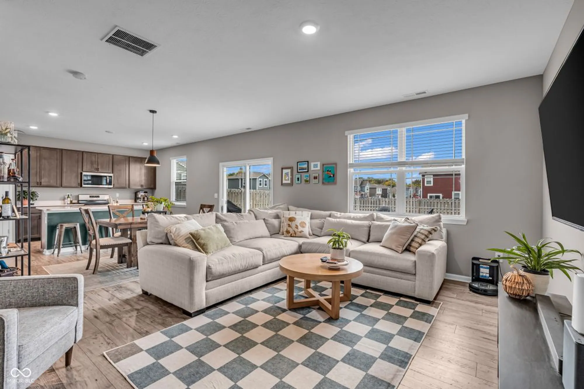 Property Slideshow image 6 of 57 | 9138 hemingway dr, Indianapolis, IN, 46239