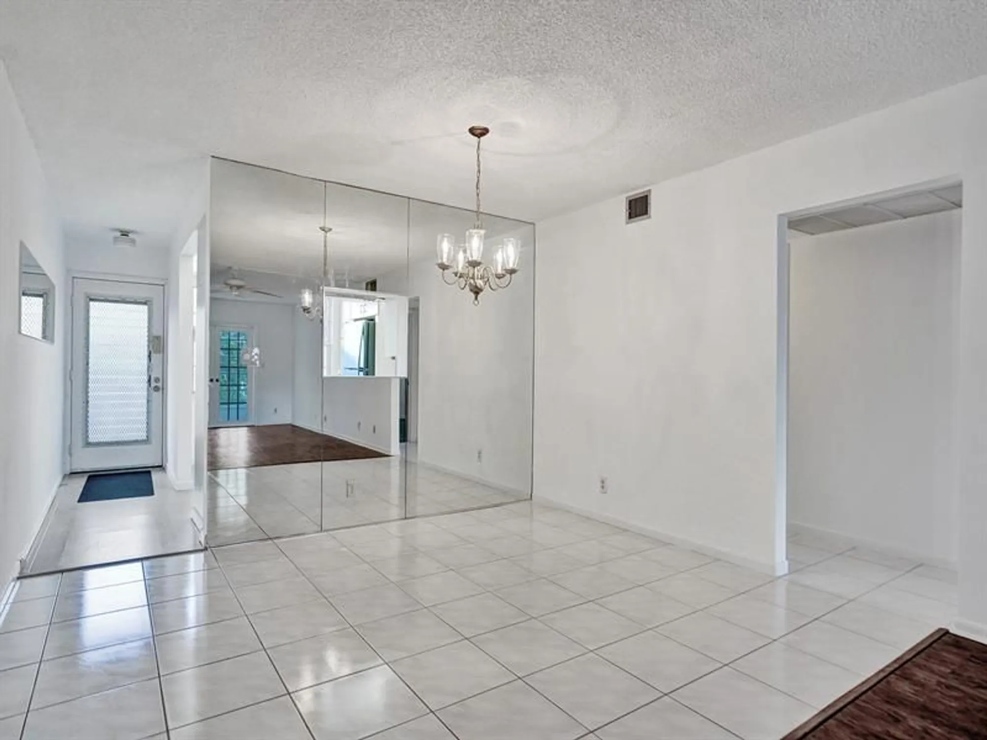 Property Slideshow image 46 of 64 | 3002 portofino isle c3, Coconut Creek, FL, 33066