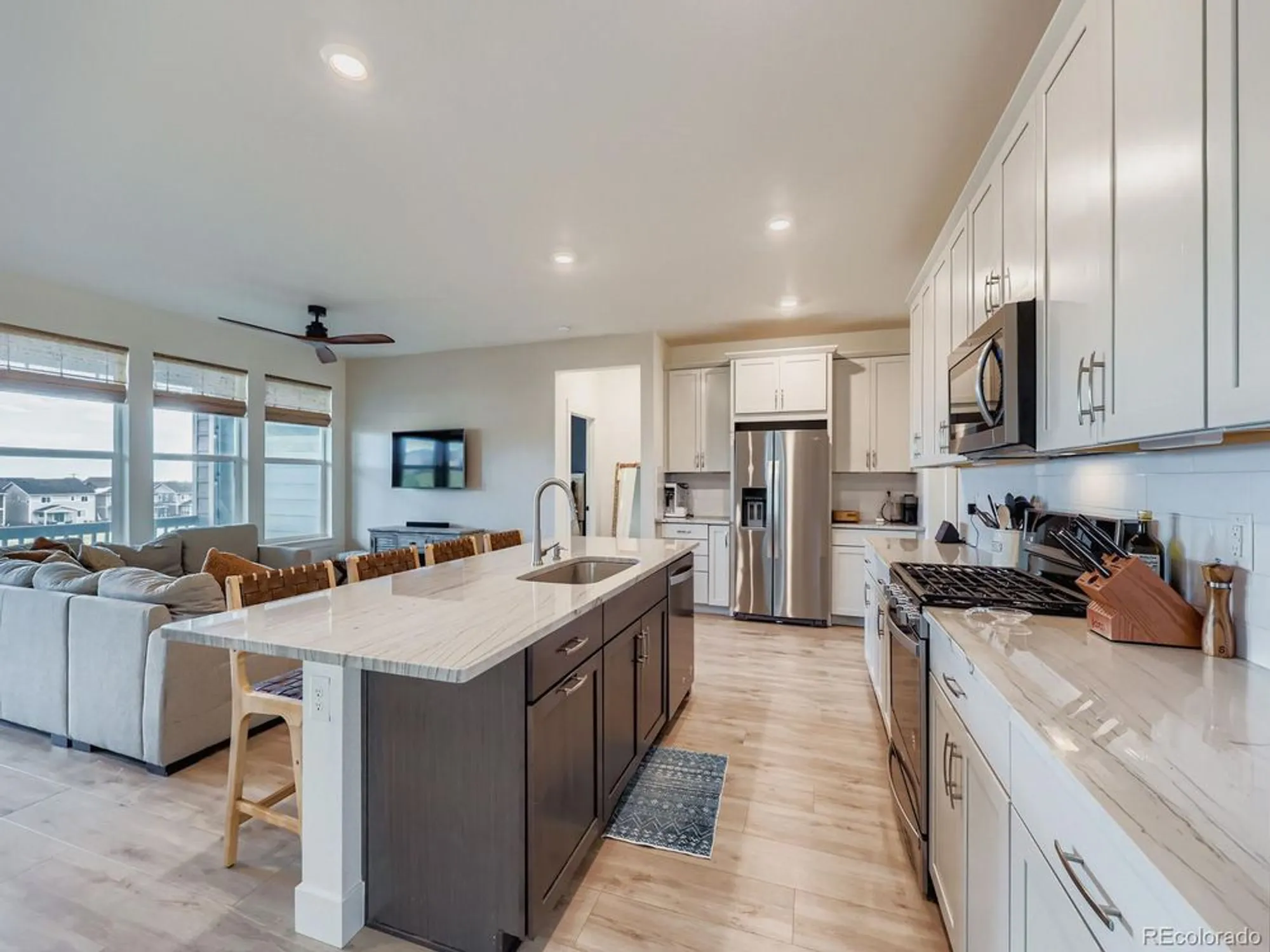 Property Slideshow image 5 of 31 | 4059 happy hollow dr, Castle Rock, CO, 80104