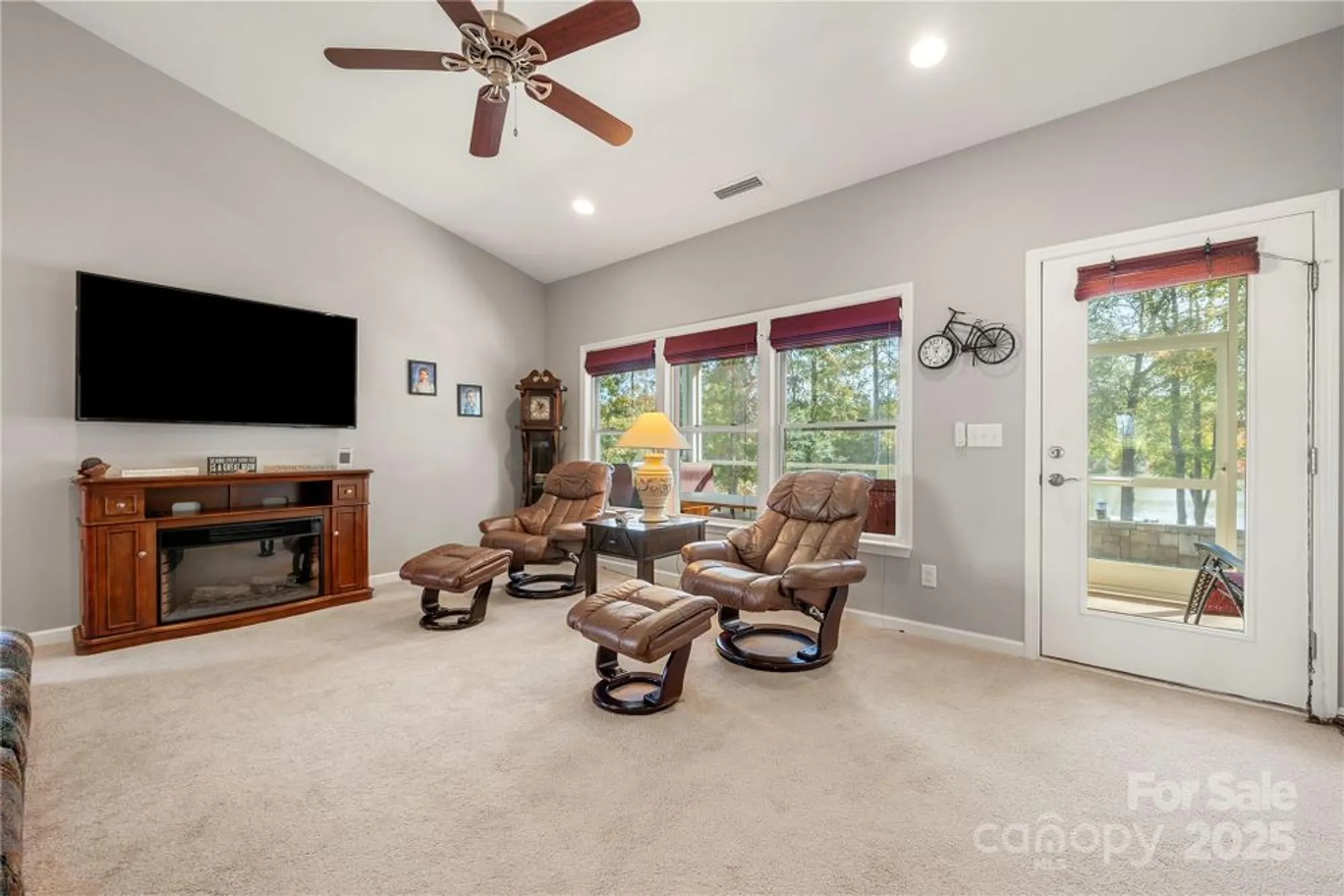 Property Slideshow image 20 of 45 | 25566 seagull dr, Lancaster, SC, 29720
