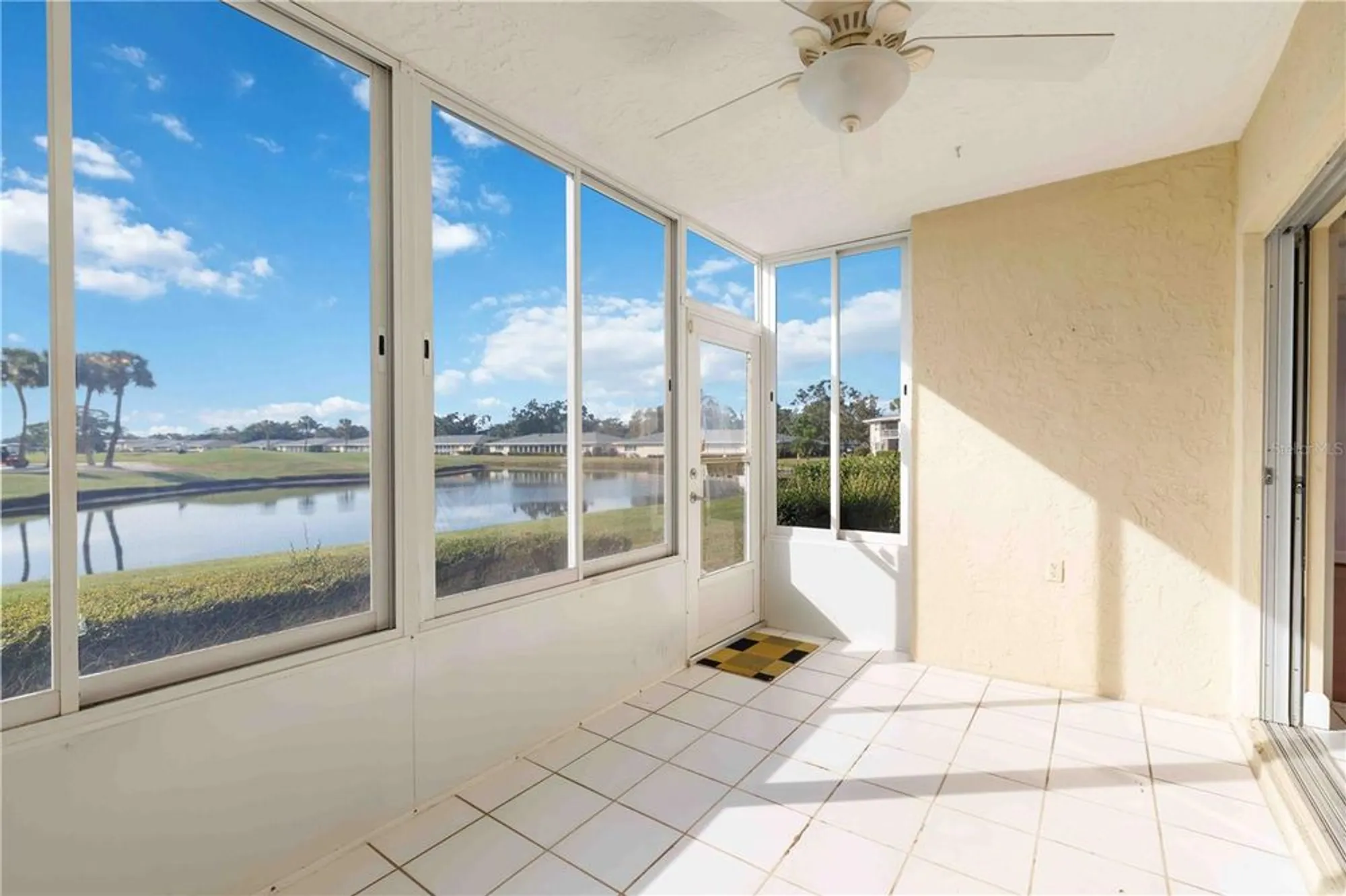 Property Slideshow image 19 of 23 | 6999 w country club dr 125, Sarasota, FL, 34243