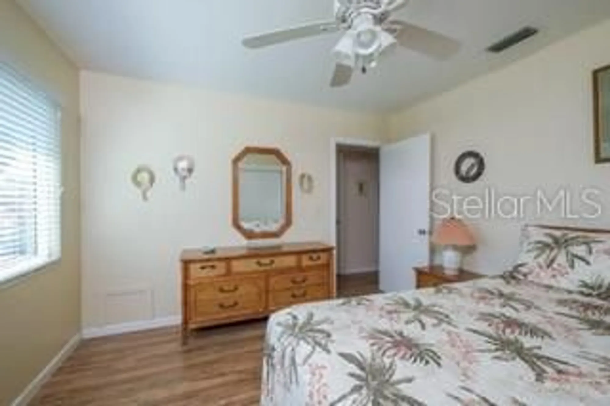 Property Slideshow image 25 of 49 | 2609 riverbluff pkwy # 146, Sarasota, FL, 34231