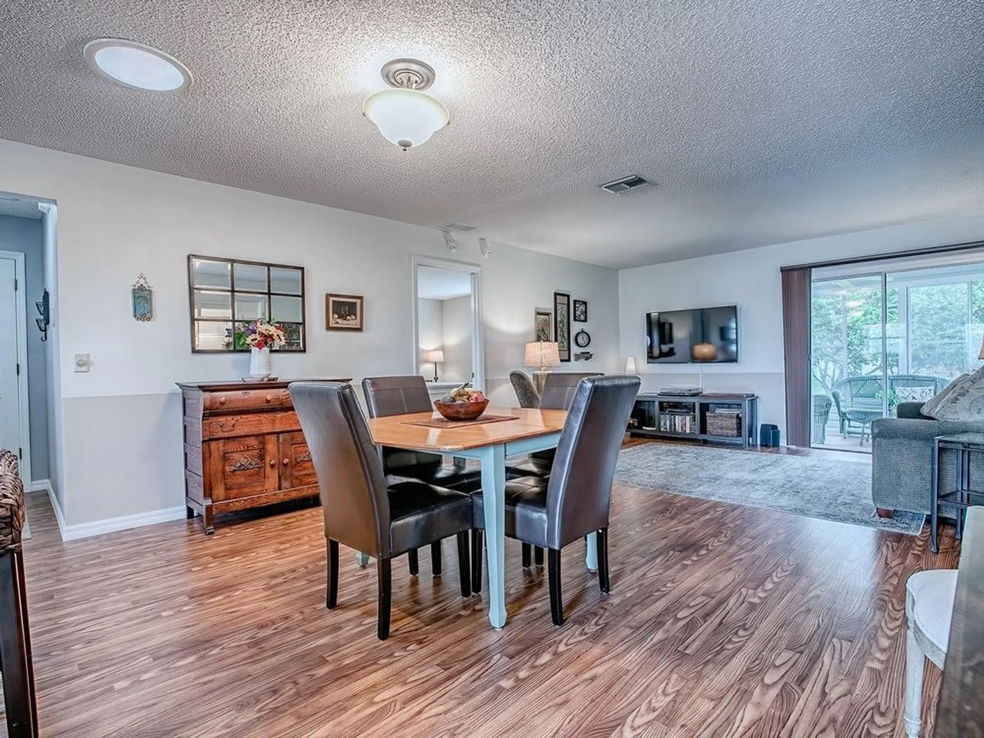 Property Slideshow image 8 of 34 | 3495 reston dr, The Villages, FL, 32162