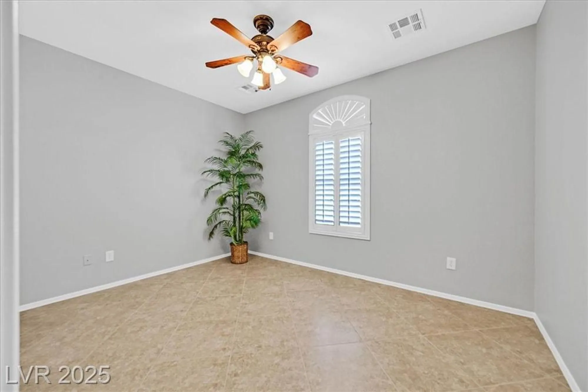 Property Slideshow image 18 of 38 | 2167 gunnison pl, Henderson, NV, 89044