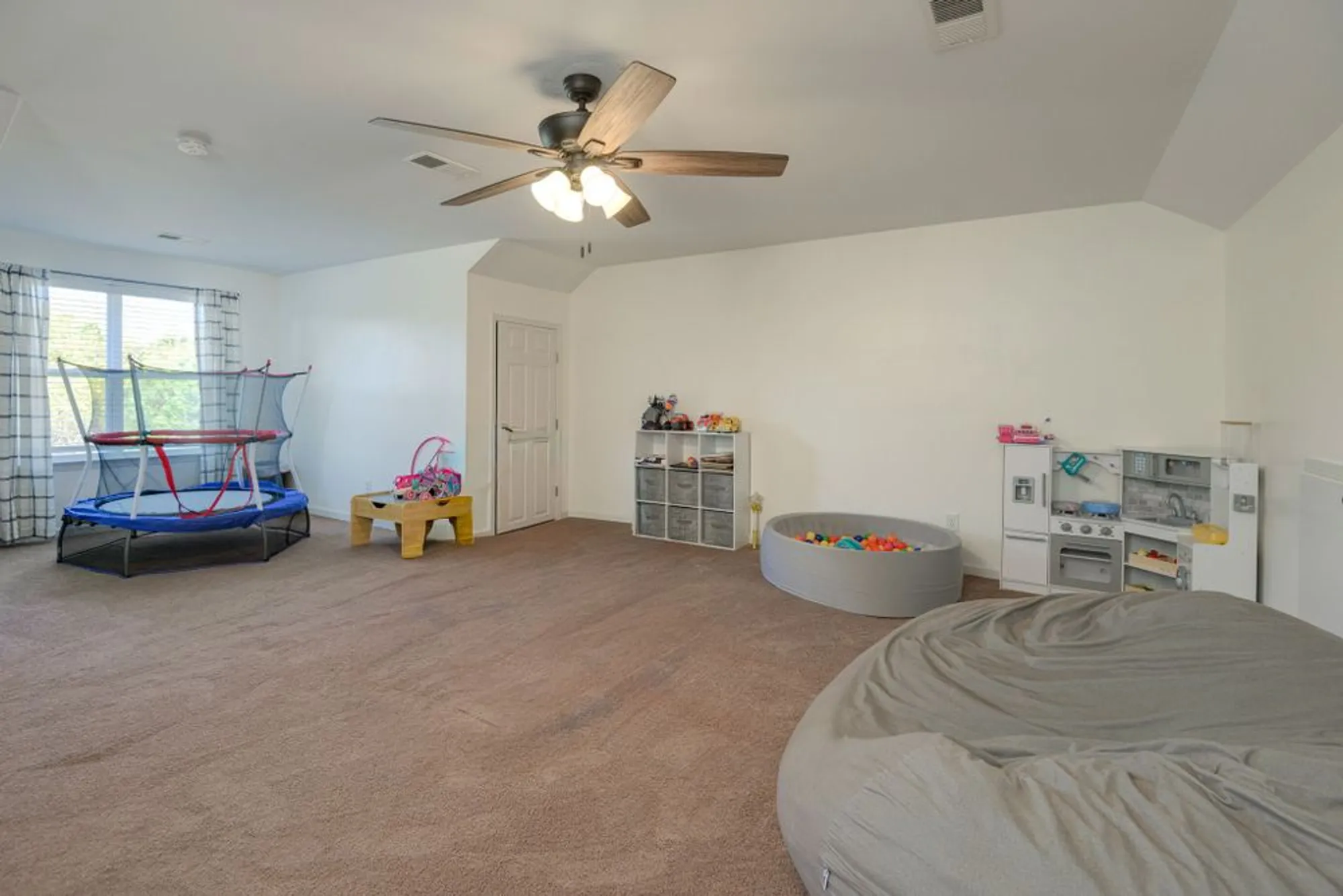Property Slideshow image 63 of 94 | 259 meandering dr, Lebanon, TN, 37090