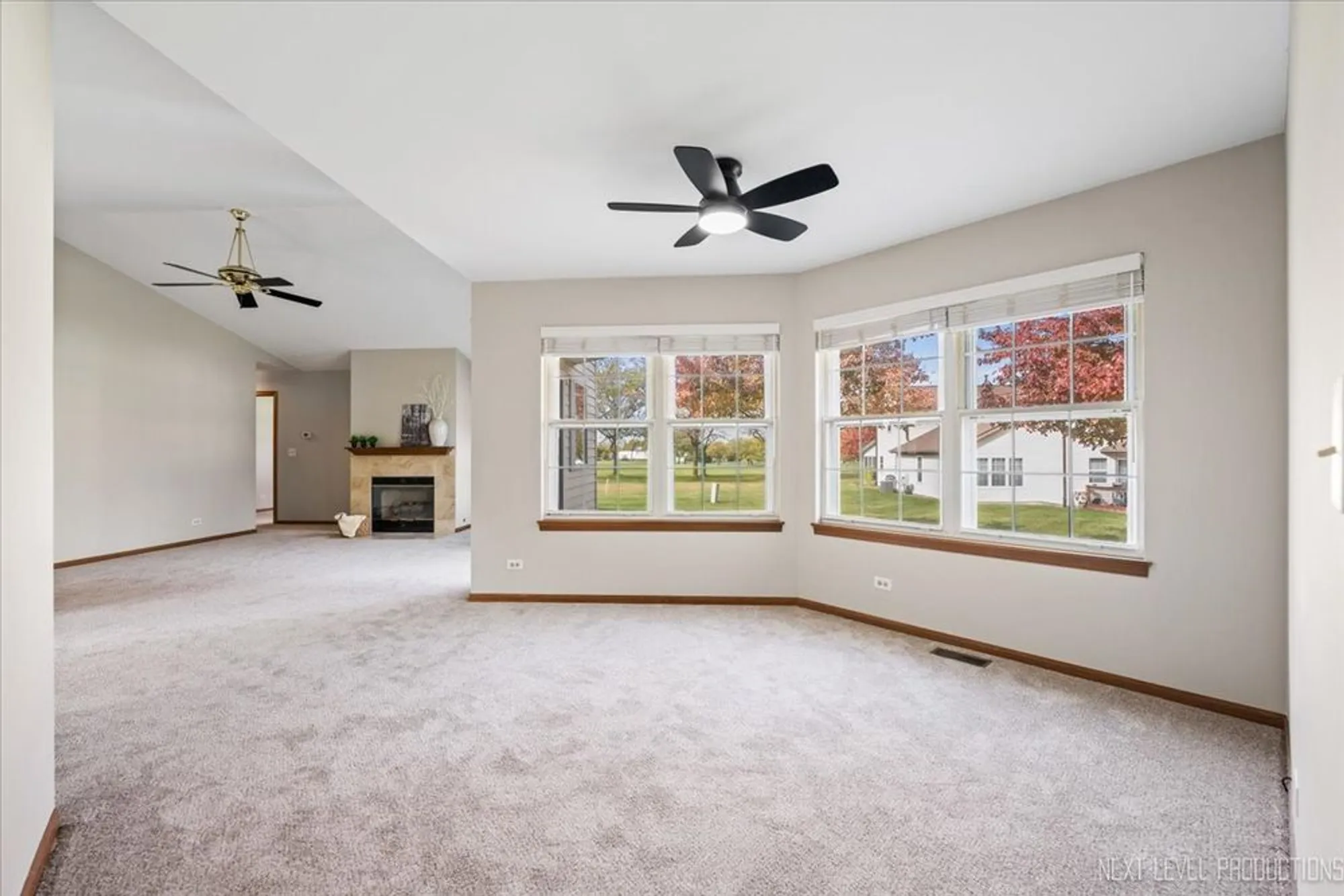 Property Slideshow image 15 of 49 | 21289 silktree cir, Plainfield, IL, 60544