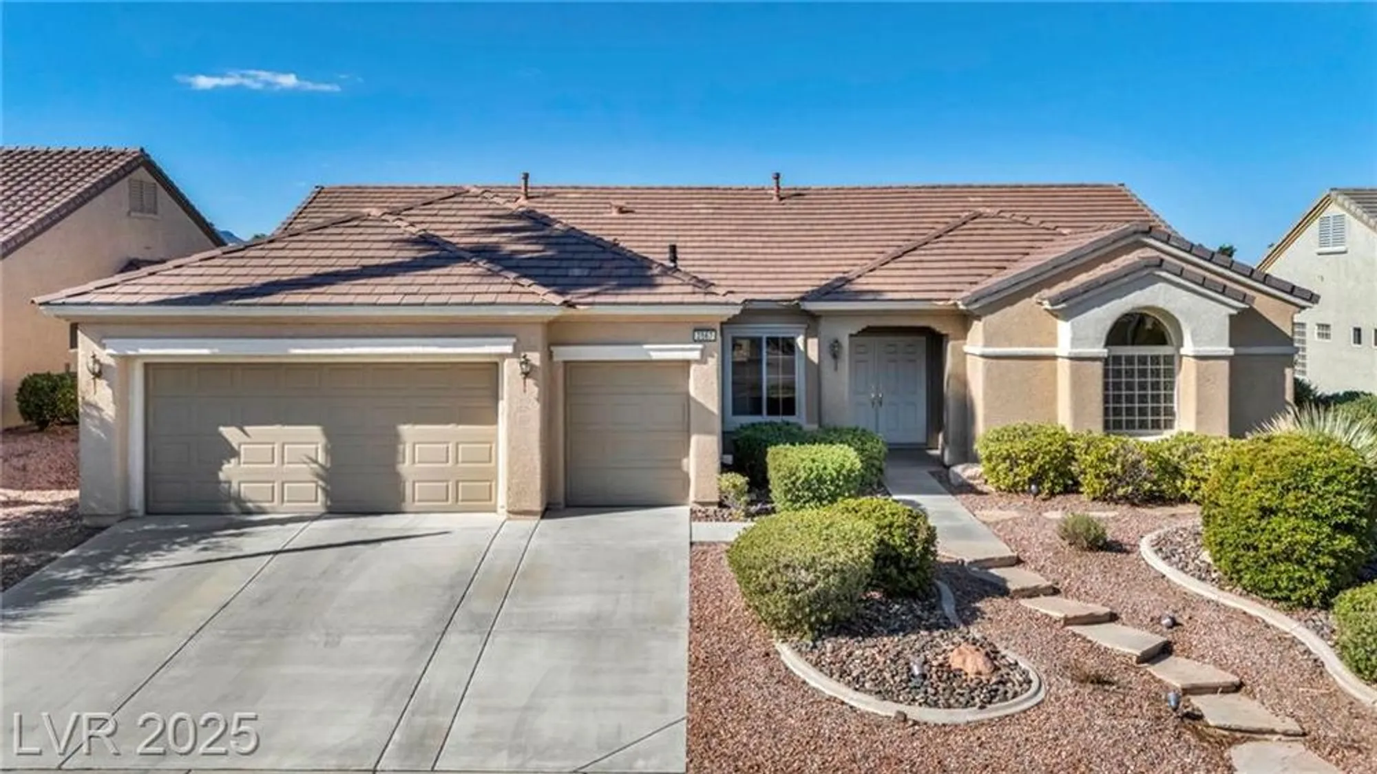 Property Slideshow image 1 of 71 | 2567 evening sky dr, Henderson, NV, 89052