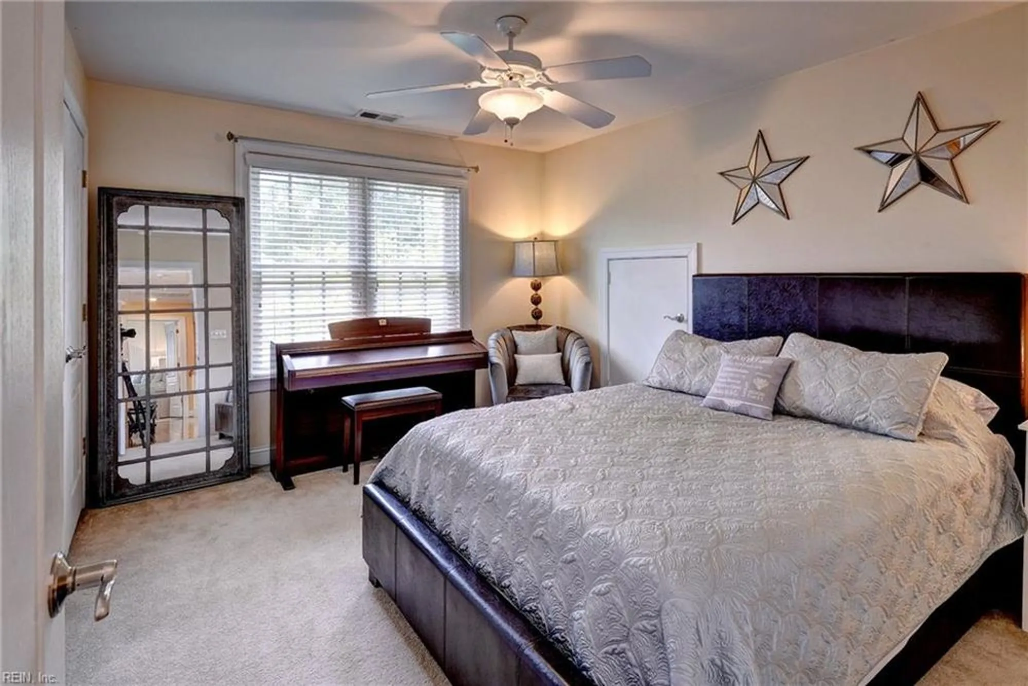 Property Slideshow image 29 of 37 | 104 nottinghamshire, Williamsburg, VA, 23188