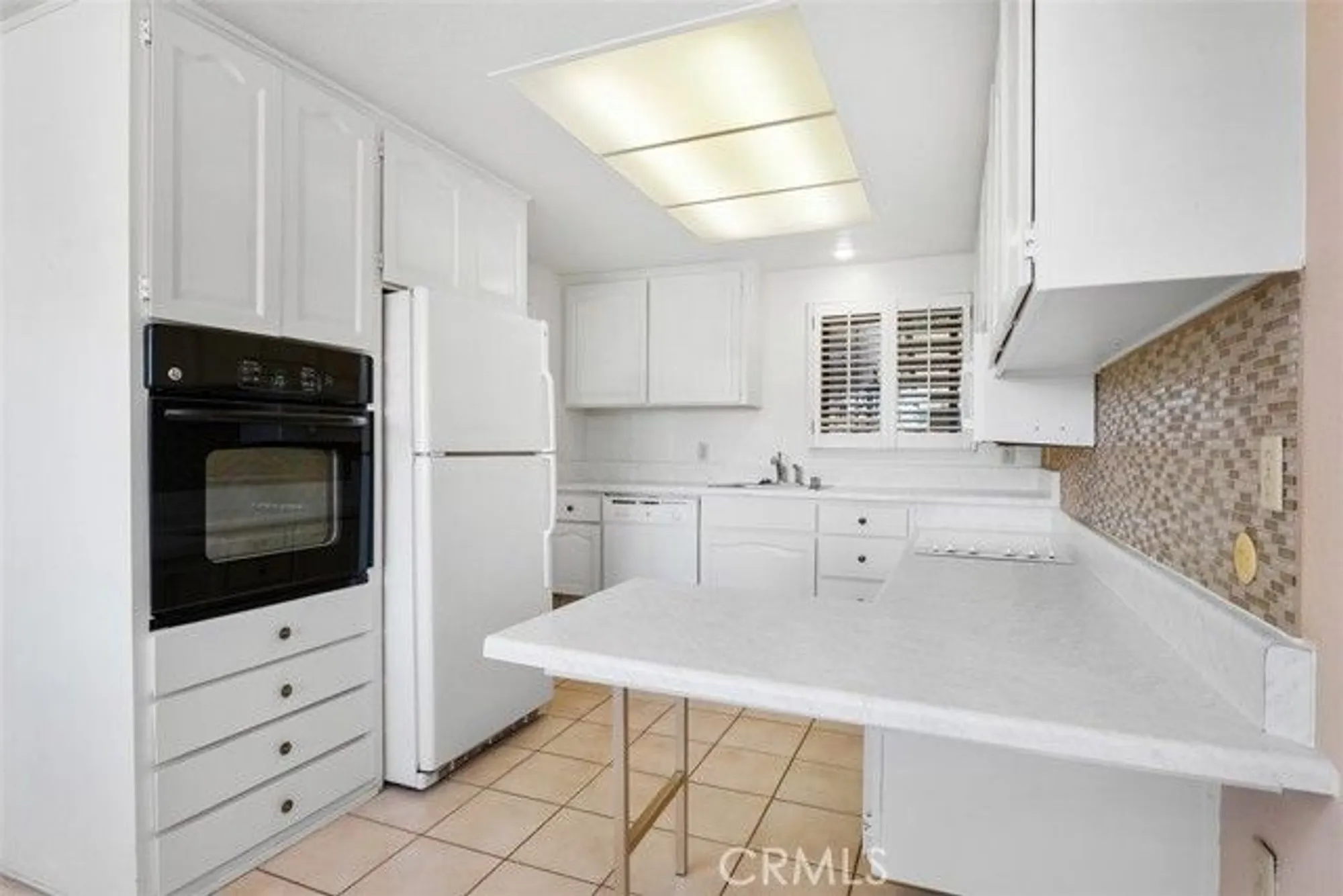 Property Slideshow image 6 of 43 | 881 via mendoza d, Laguna Woods, CA, 92637