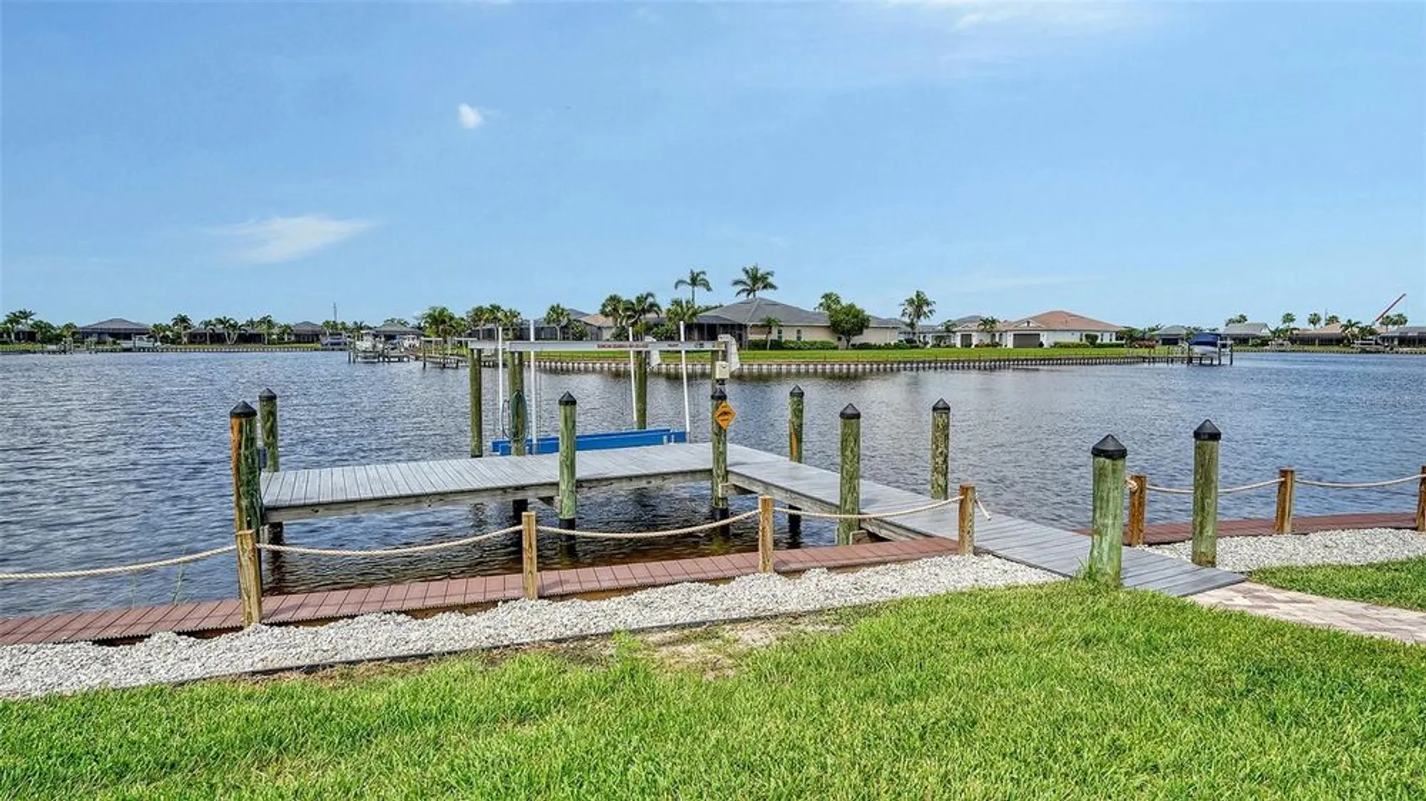 Property Slideshow image 48 of 78 | 1114 bearing ct, Bradenton, FL, 34208