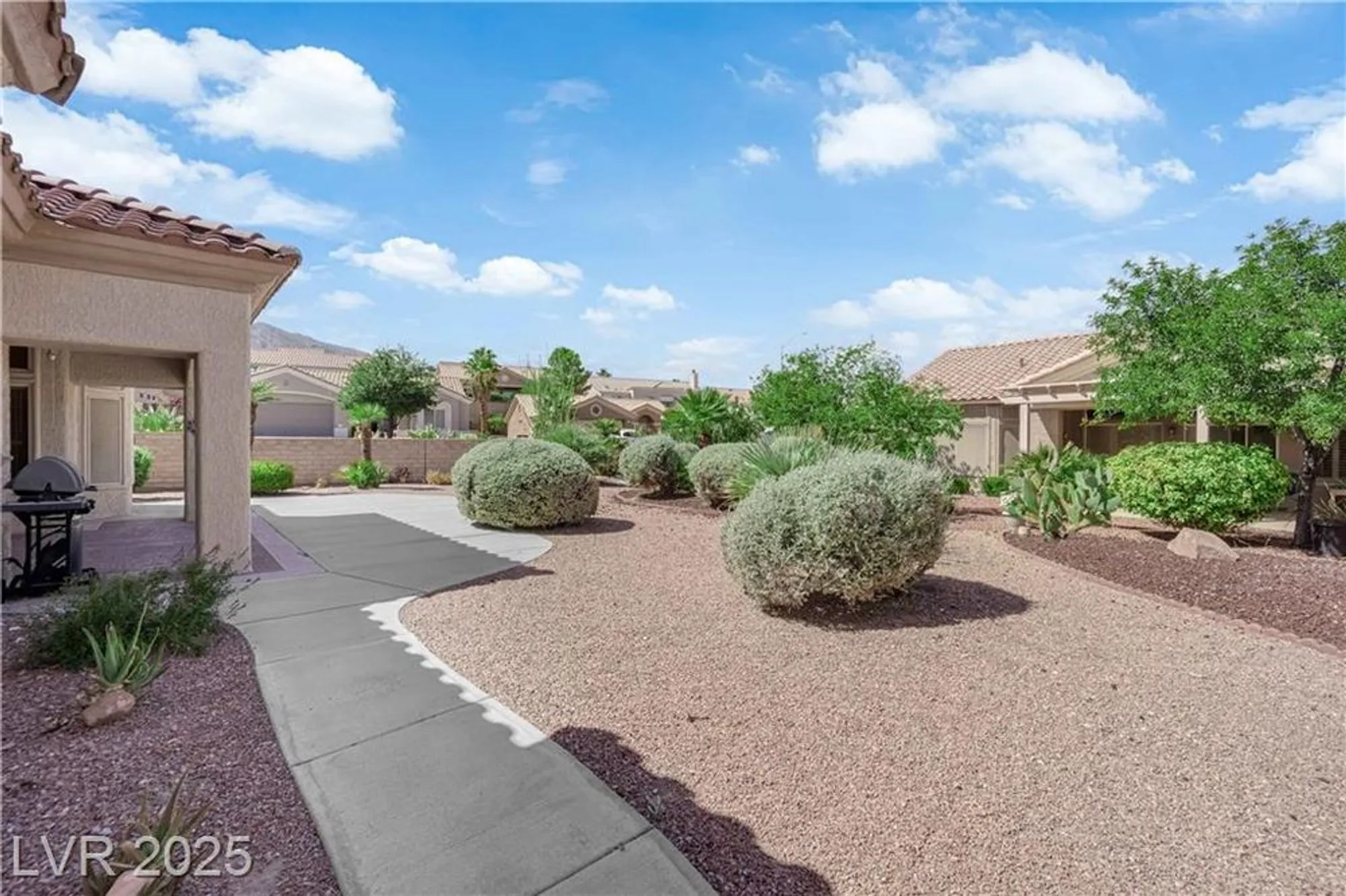 Property Slideshow image 31 of 35 | 10144 hunter springs dr, Las Vegas, NV, 89134